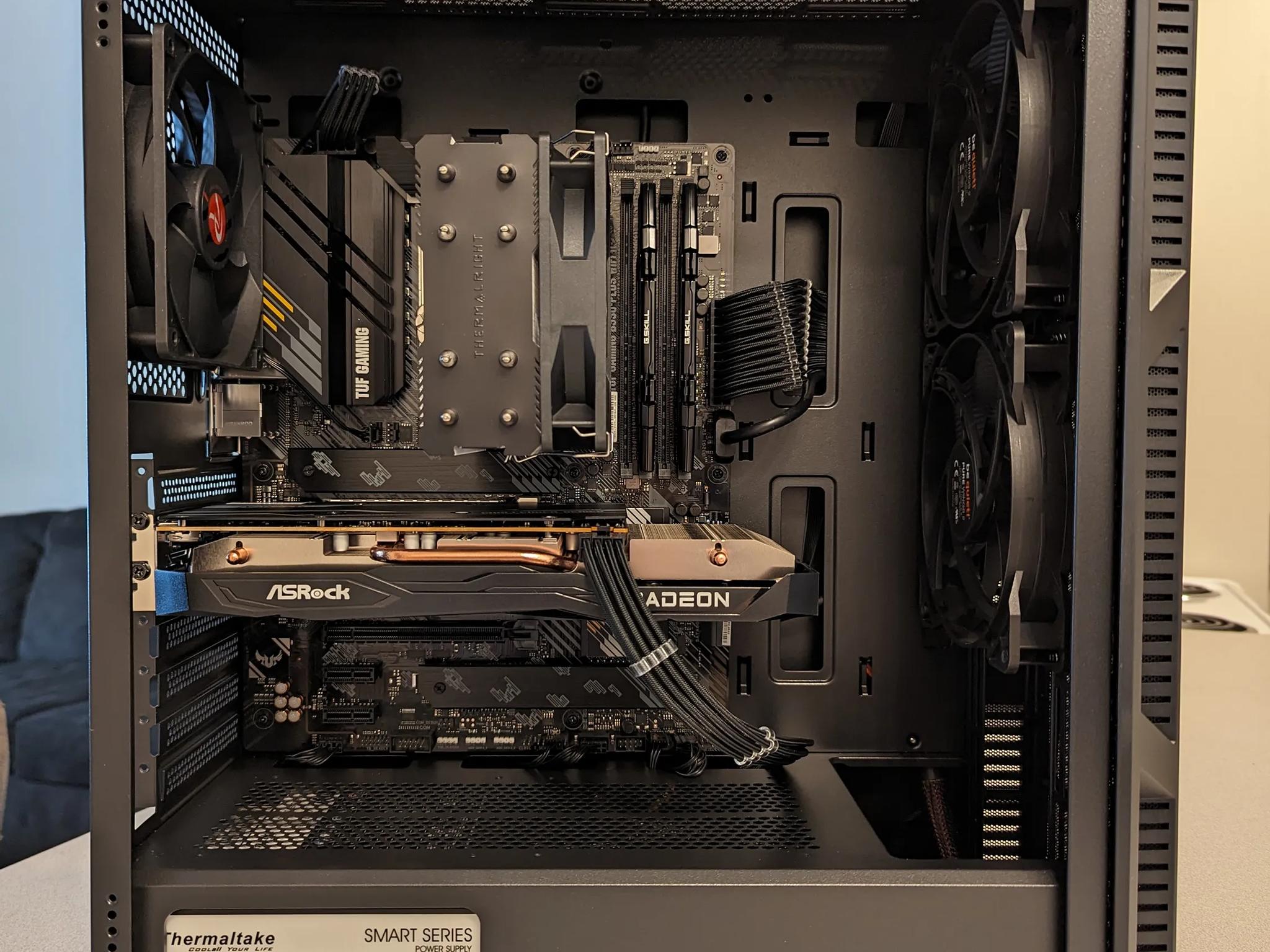Ryzen 5 5600X3D / RX 6650 XT - Gaming PC