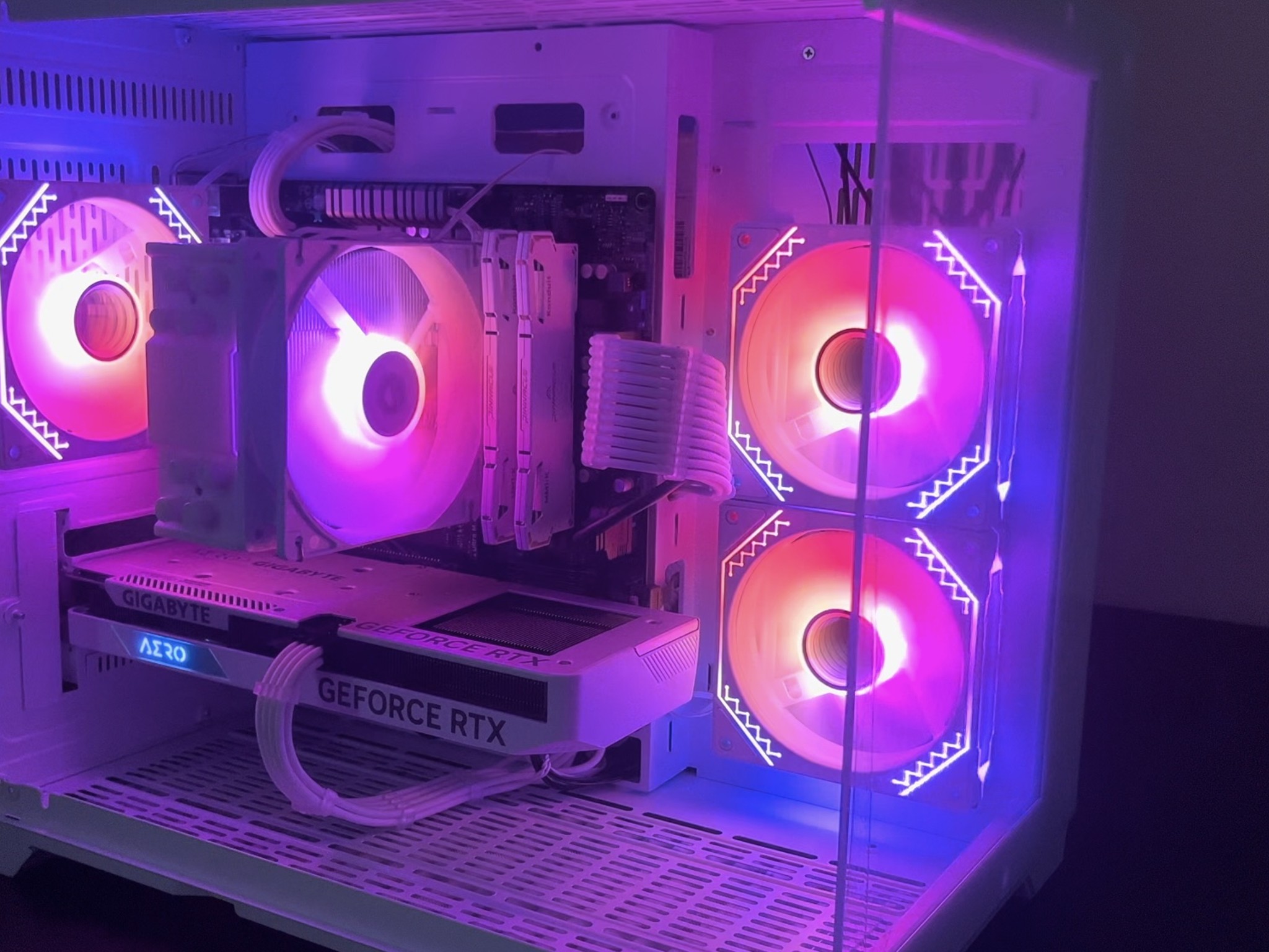 | RTX 4060 | Ryzen 5 5600 X | 16 GB 3200 Mhz | 500 GB Storage | Beautiful ARGB Supercomputer |