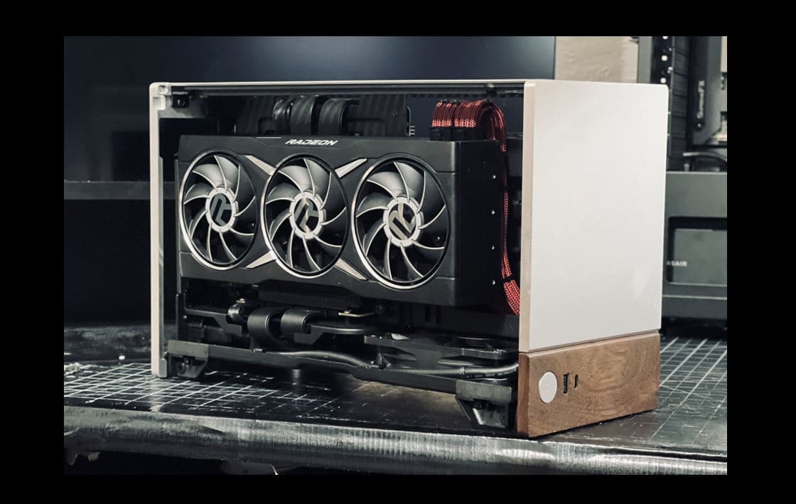 New ITX build - Fractal Terra with 5800X3D, 6950 XT, 16GB RAM, 2TB NVMe, full custom cables