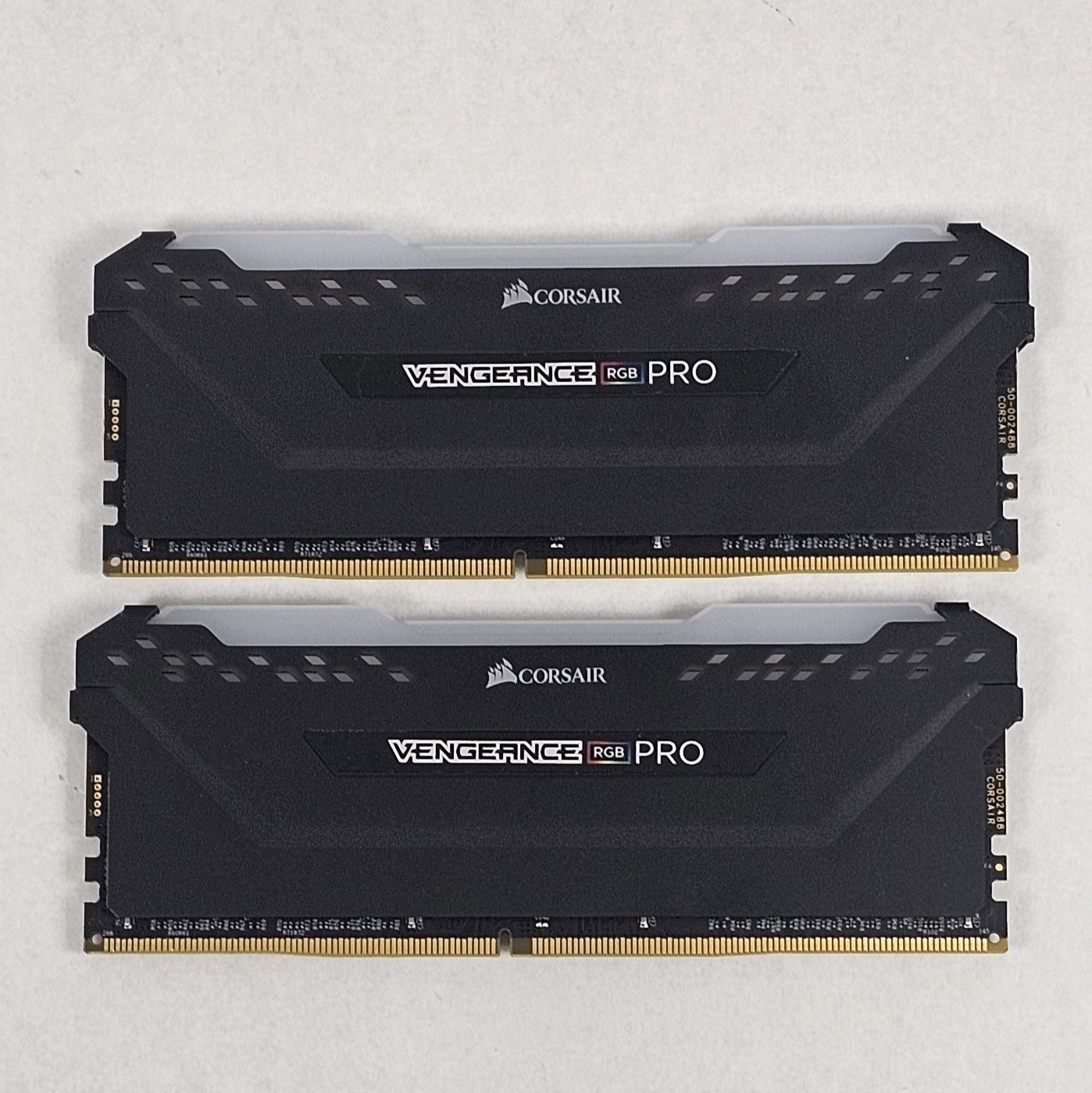 32GB DDR4 (2x16GB) CL18 3600MT/s Corsair Vengeance RGB PRO