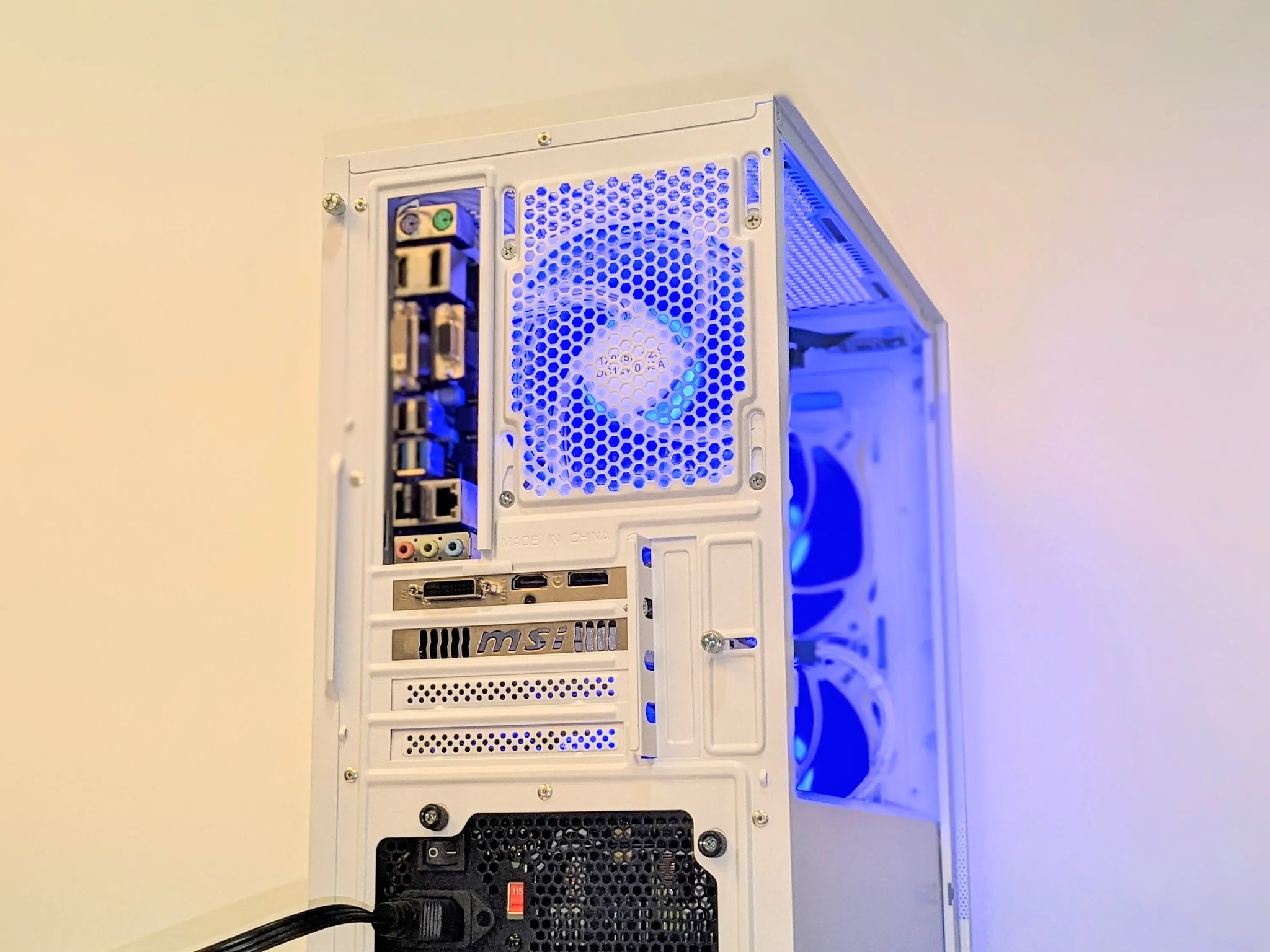 ⚪️👻GTX 1060⚪️ Core I7-Xeon ⚪️16GB RAM| 512GB SSD| Windows 11