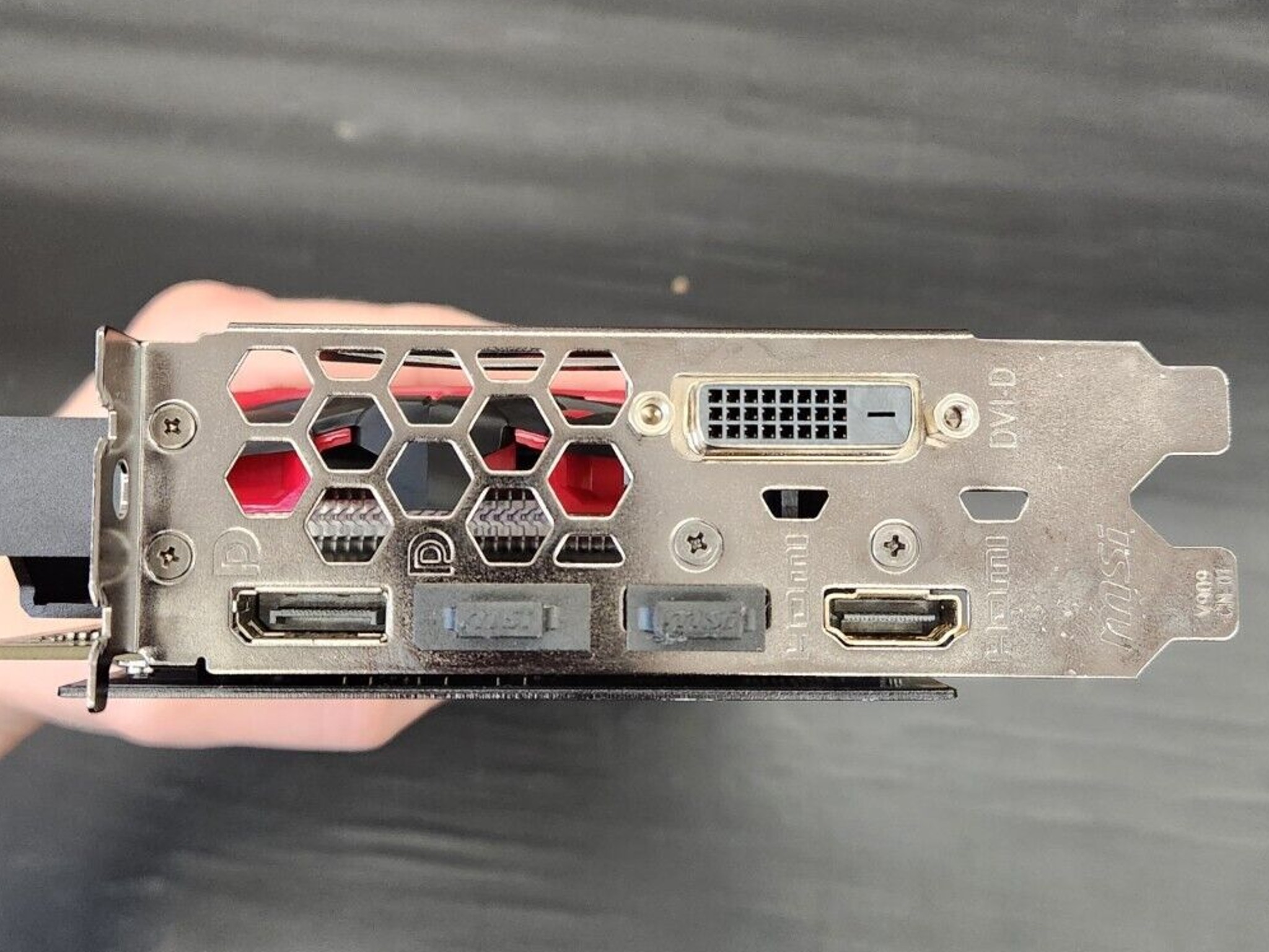 MSI Radeon RX 570 Armor 8GB GDDR5 Graphics Card - DisplayPort, HDMI, DVI