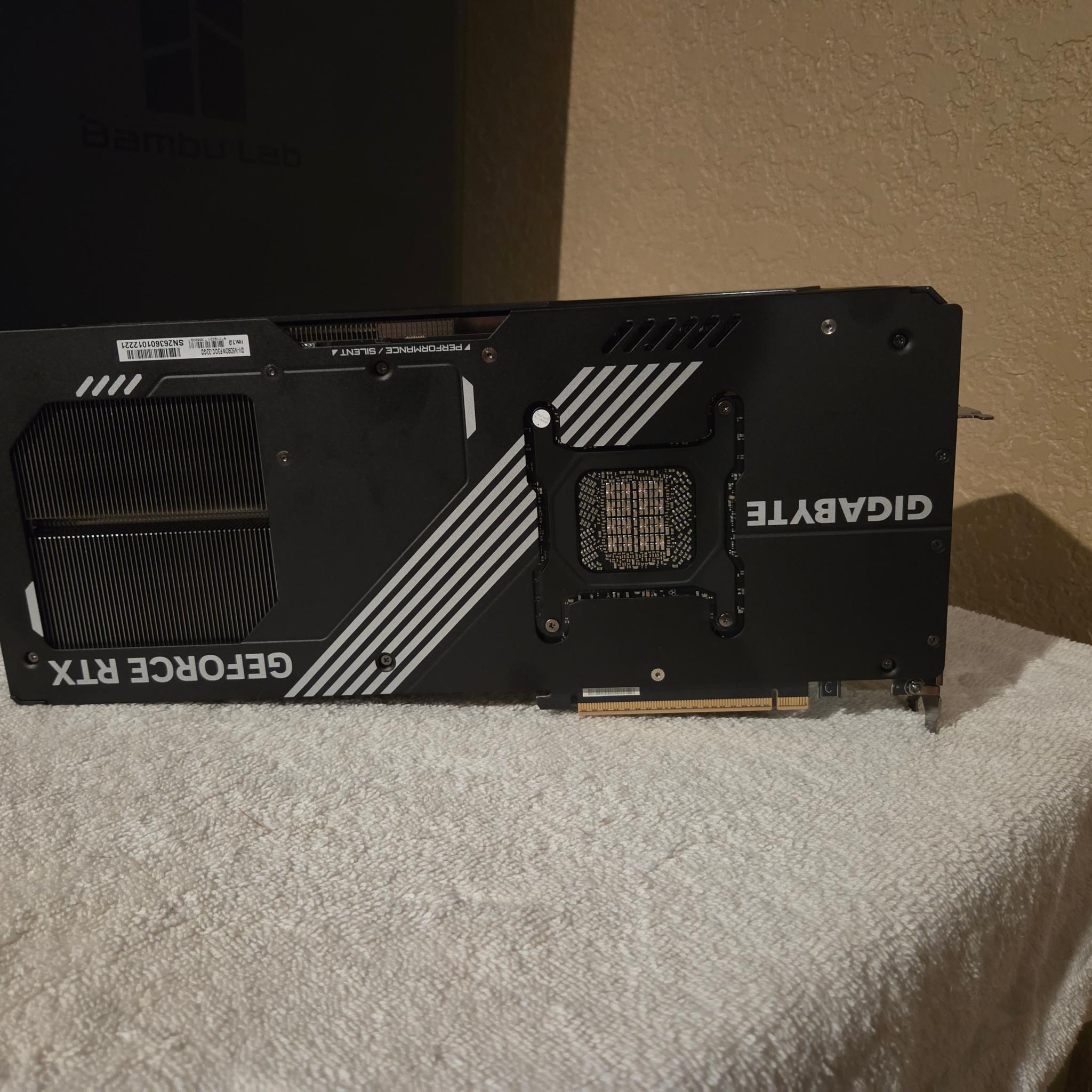 GIGABYTE GeForce RTX 5090 WINDFORCE OC 32G