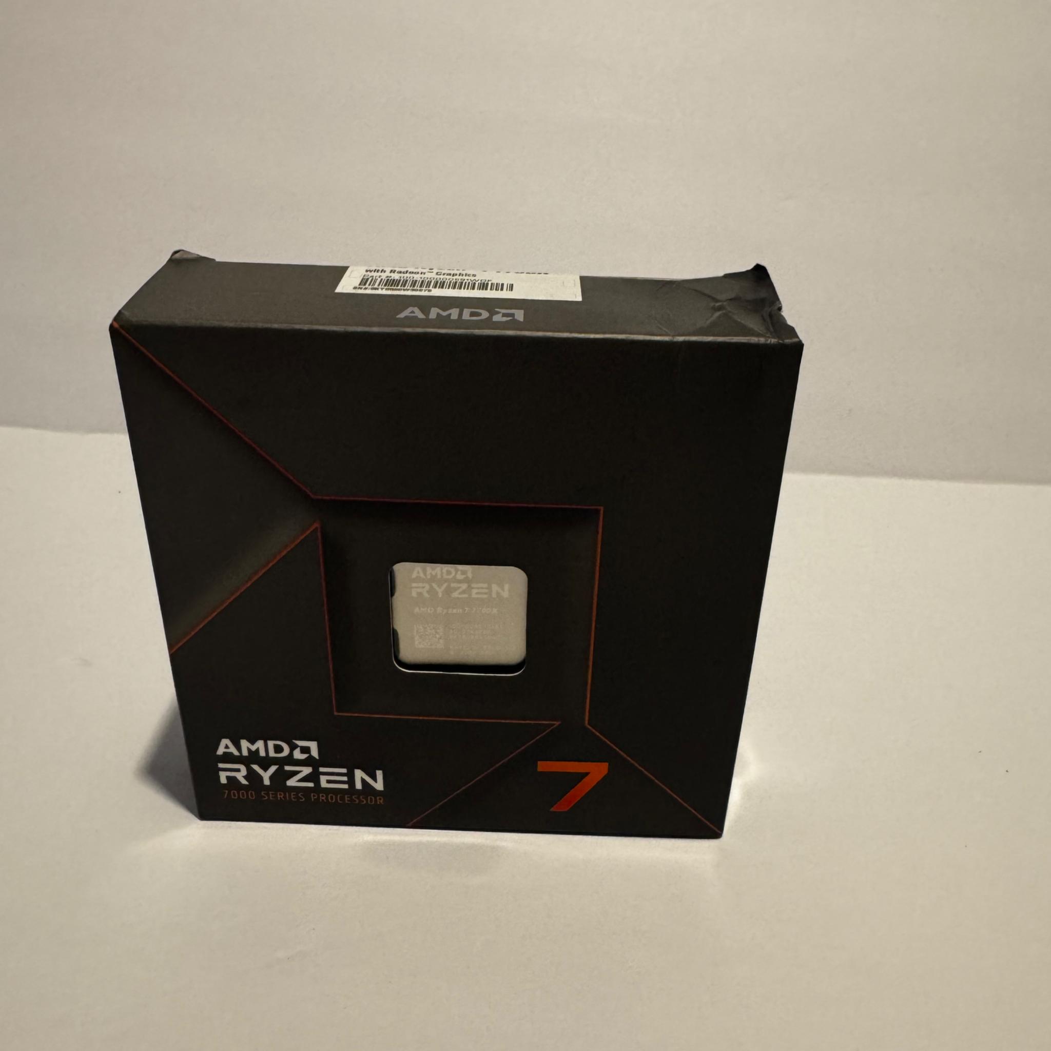 AMD Ryzen 7 7700X 8-Core, 16-Thread Unlocked Desktop Processor