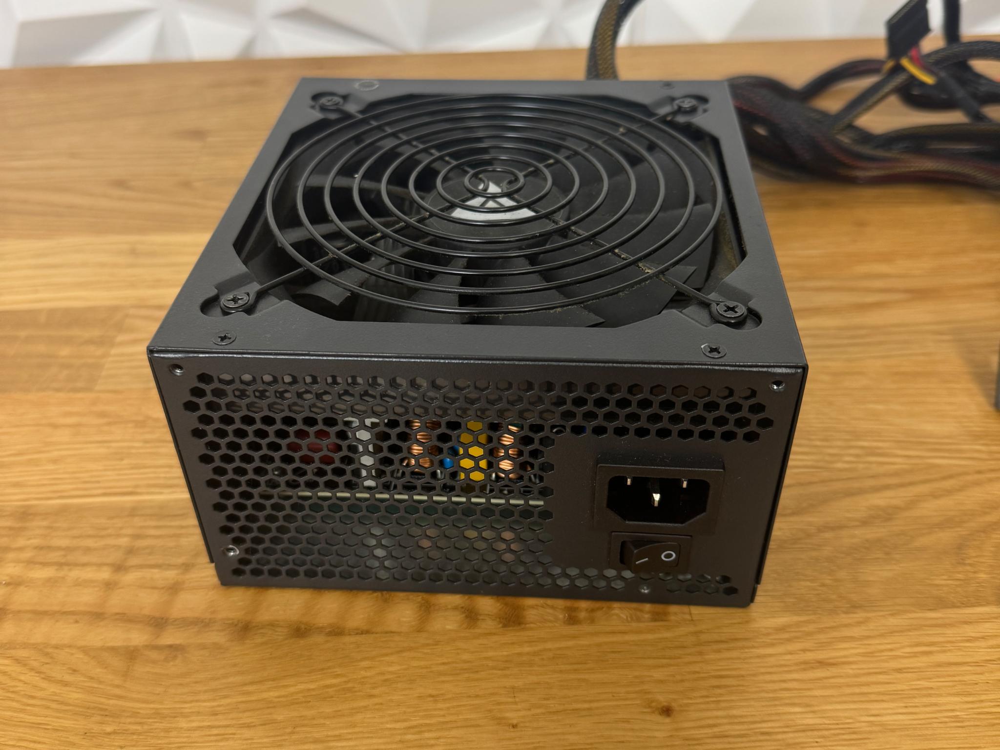 Apevia Prestige Series ATX-PR800W 800W 80 PLUS Gold ATX 12V Power Supply PSU