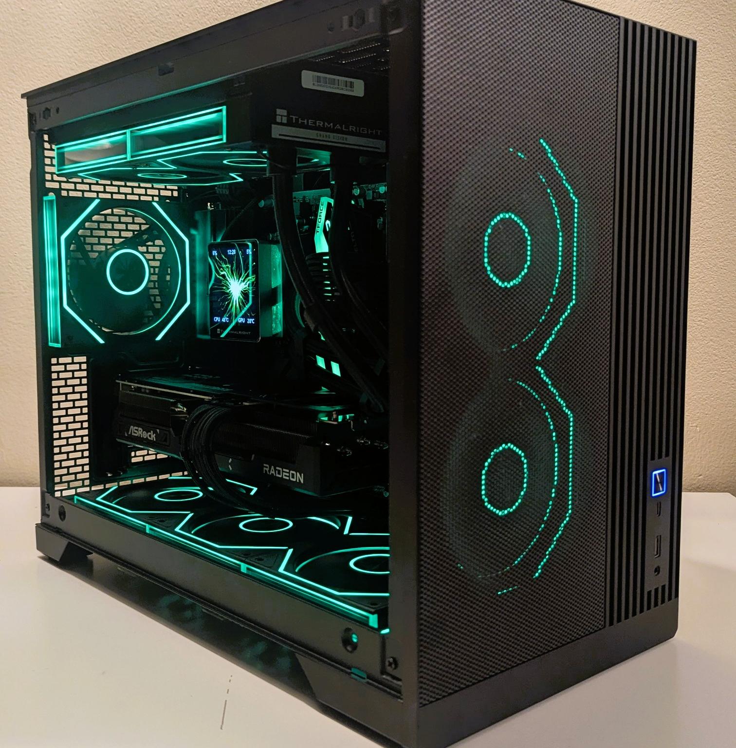 Slick Gaming PC 9070 XT 16GB | RYZEN 9600X | 16GB DDR5 | 1TB SSD | 240MM LCD AIO | 850W GOLD|