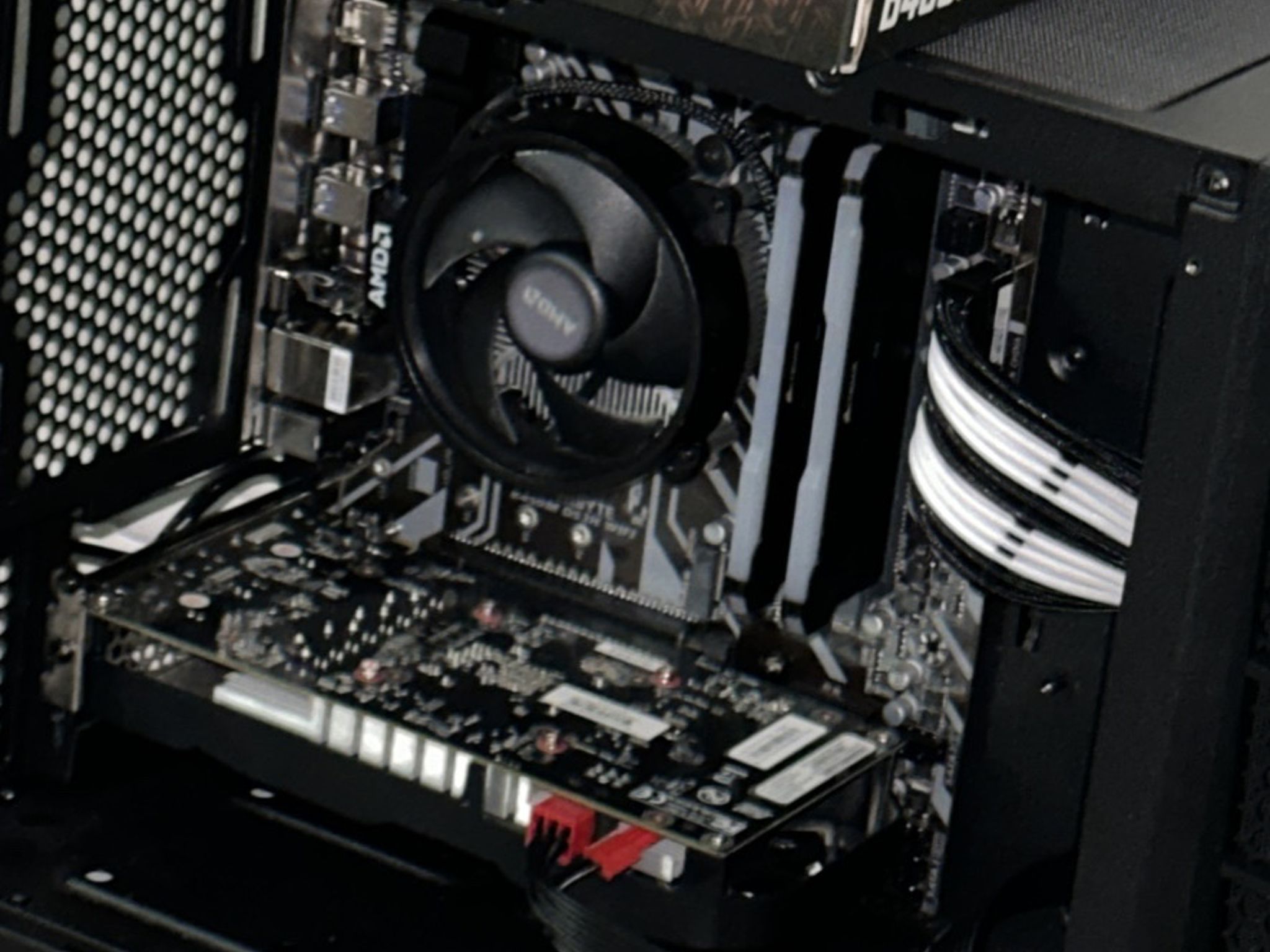 Gtx 1050ti/Ryzen 5 4500g/16gb Ram