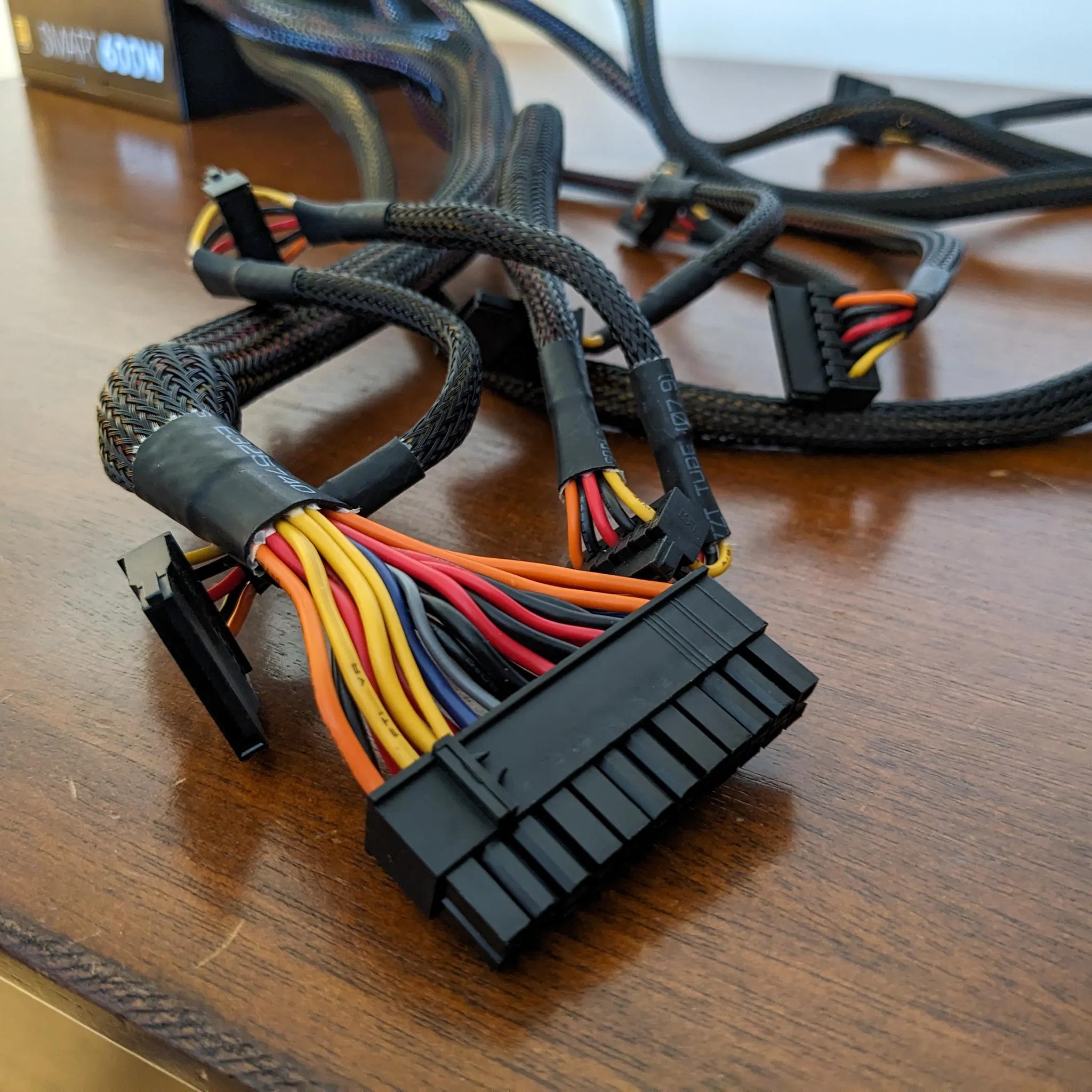 Thermaltake Smart 600W 80 Plus Gold Certified Used
