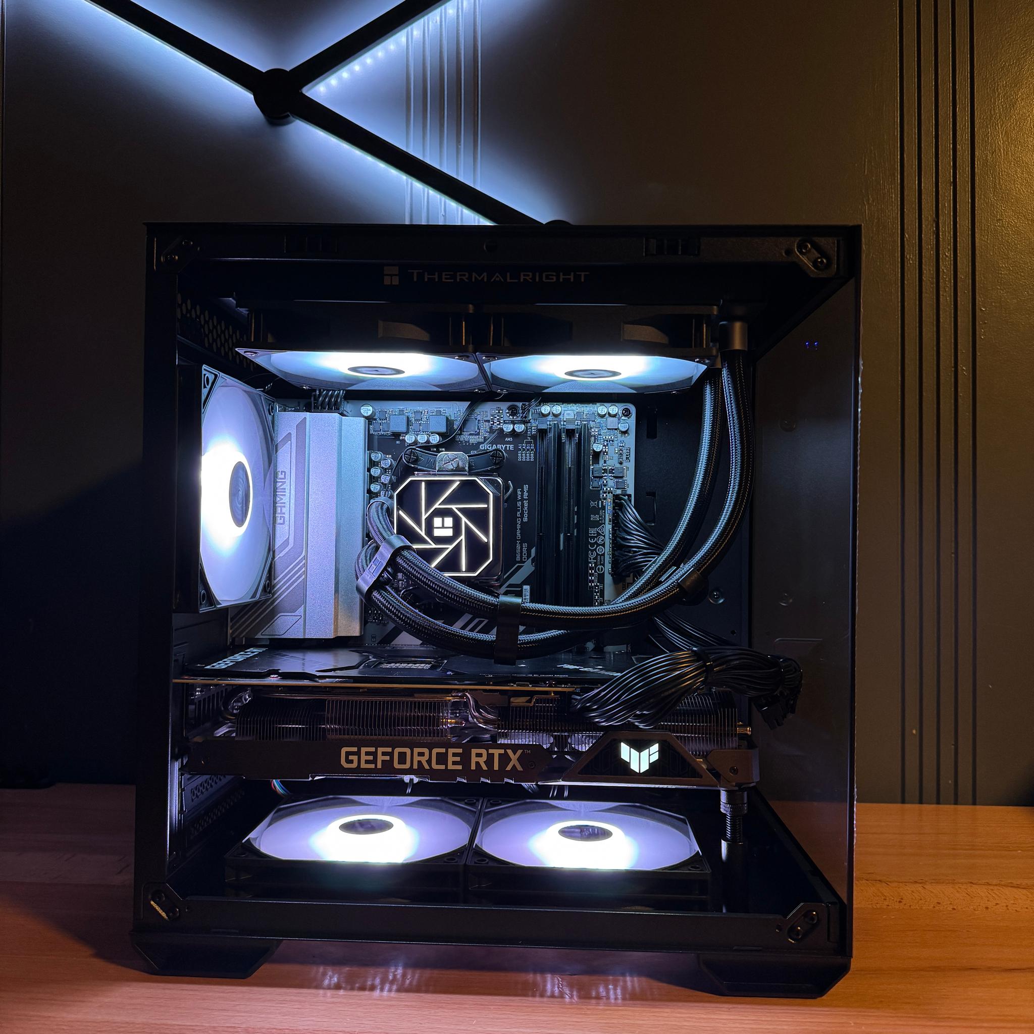 👨‍🚀Ryzen 7600X | RTX 3080 Ti | 32GB DDR5 | 1TB SSD | 850W PSU