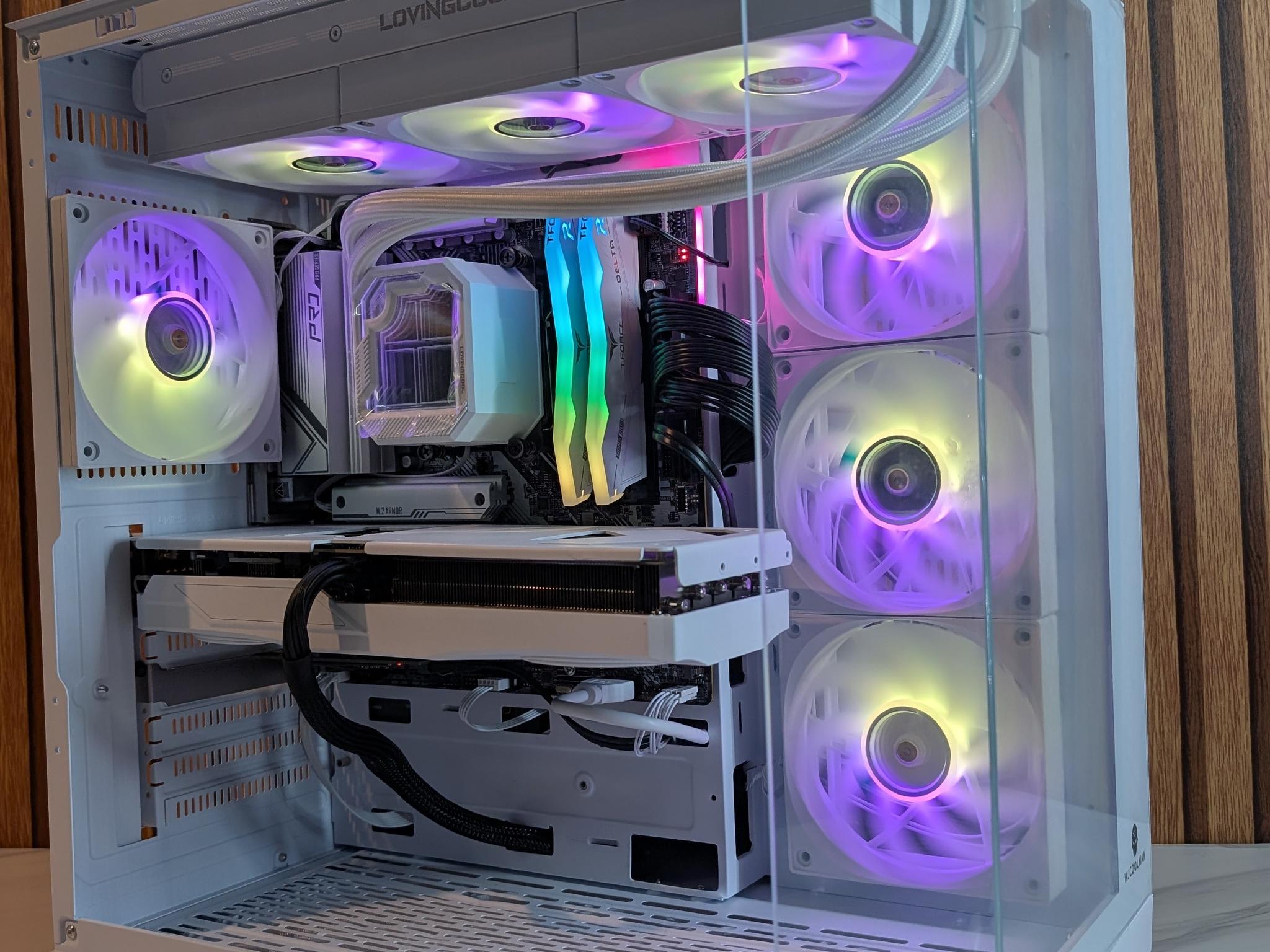 RTX 5070 | RYZEN 5 7600X | 1TB SSD | 16GB DDR5 | 750W | 360MM AIO