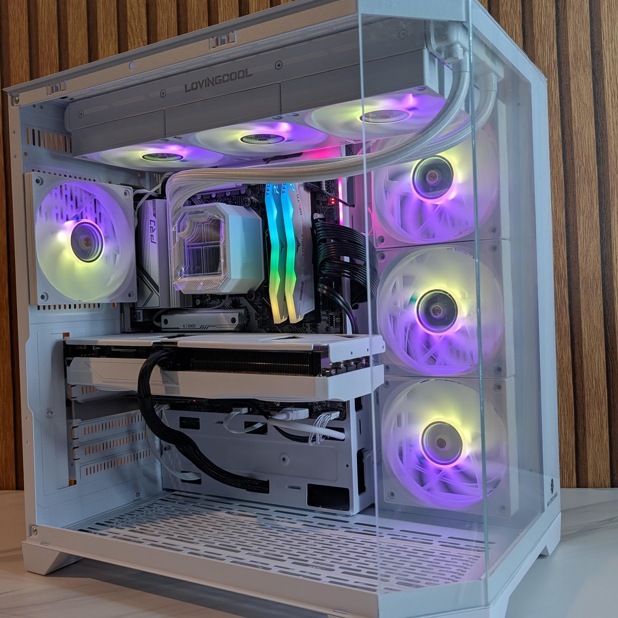 RTX 5070 | RYZEN 5 7600X | 1TB SSD | 16GB DDR5 | 750W | 360MM AIO