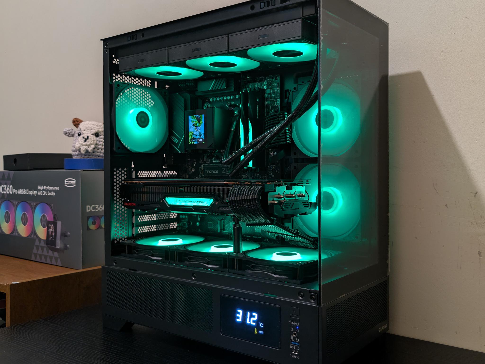 🔥🐦‍⬛ 1440p Gaming Beast | RX 6950XT | Ryzen 7 7700X | 2TB SSD | 32GB RAM | WiFi 6 & Bluetooth 🐦‍⬛🔥