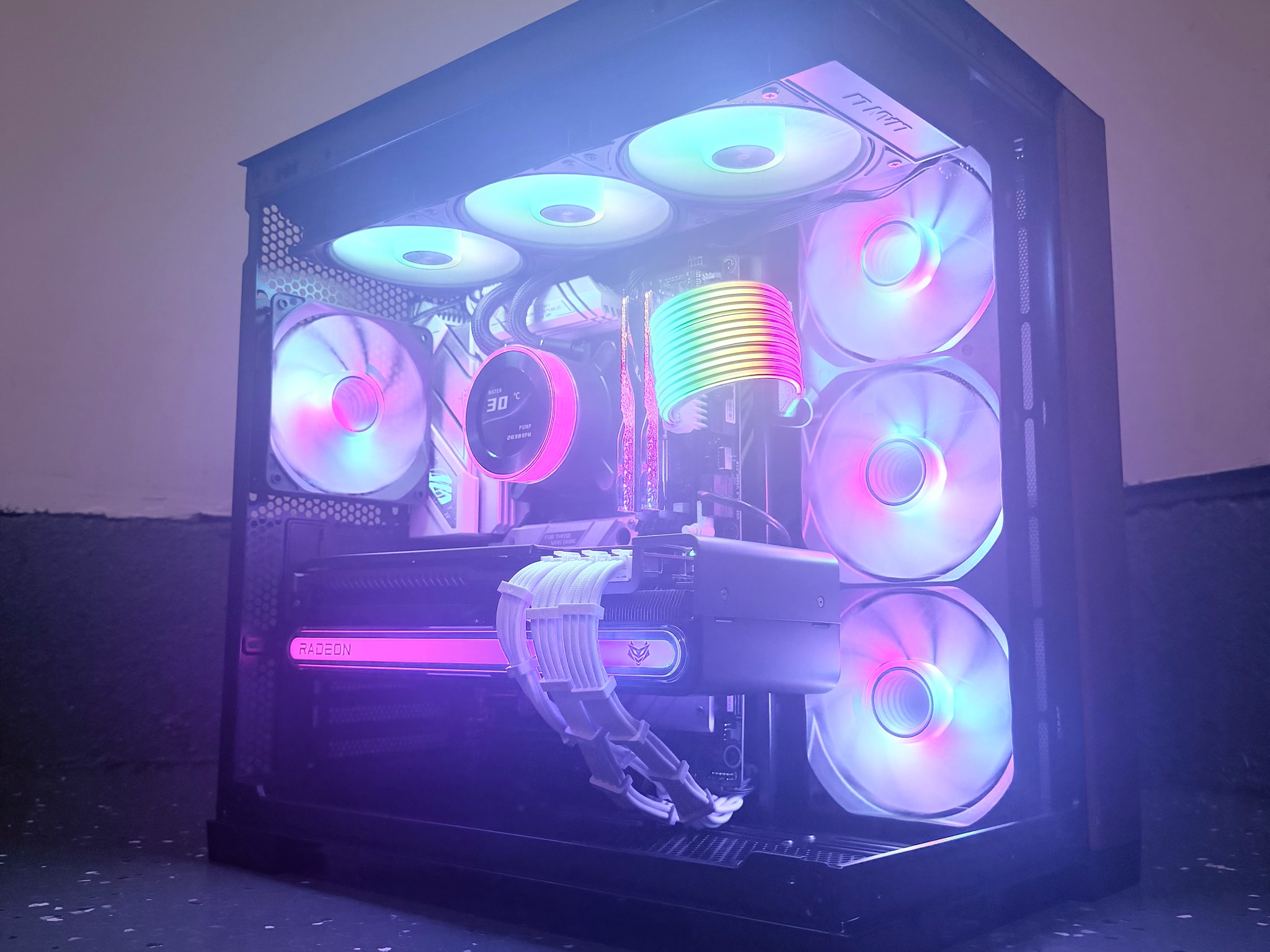🌈"Aurora Timber" 🪵| 4k Gaming | Ryzen 7 9800X3D | RX 7900 XTX 24GB | 32B DDR5 | 2TB Gen5+Ram NVMe