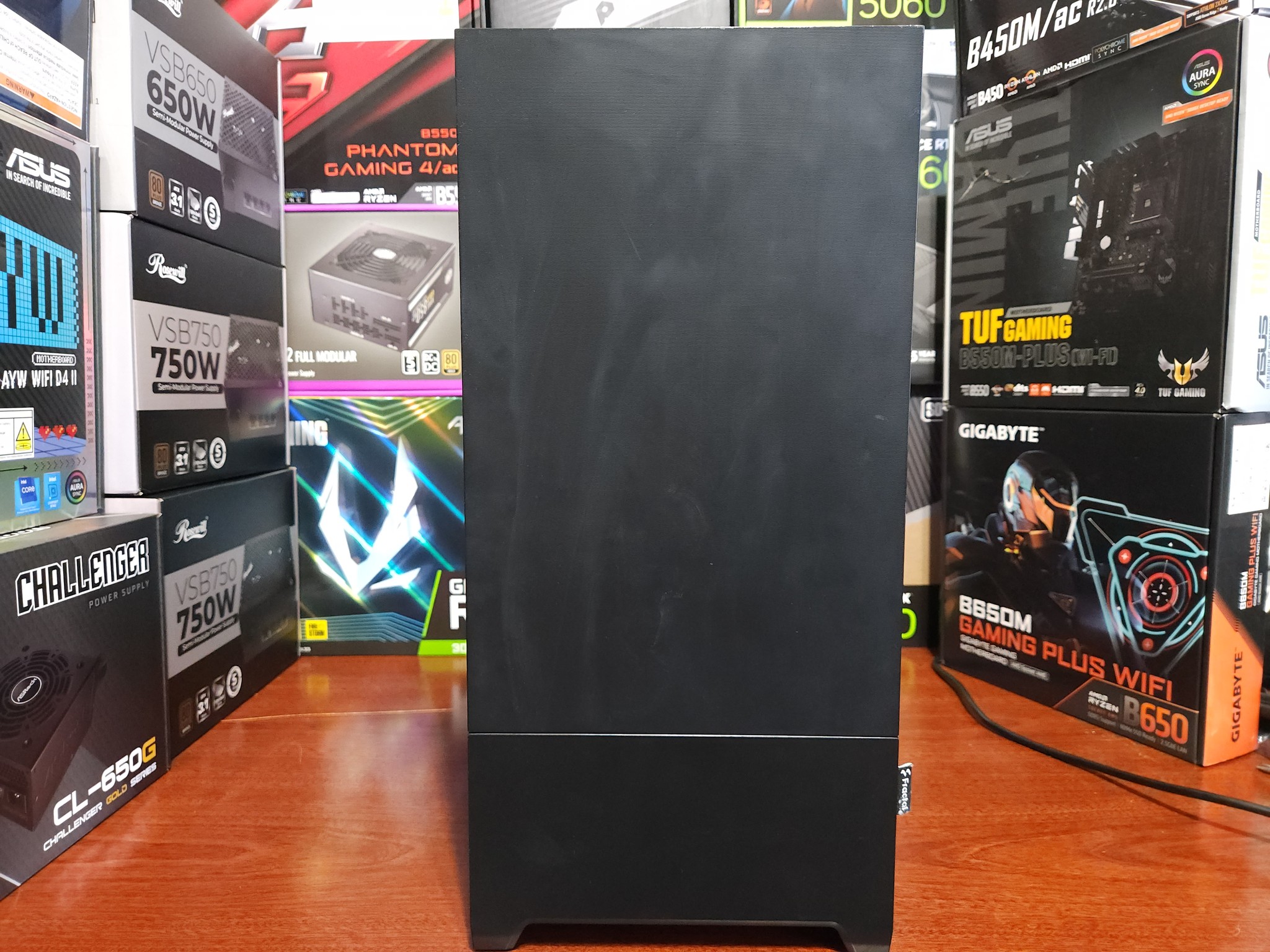 RTX 2070 SUPER | Ryzen 5 5500 | 16GB DDR4 RAM | 512 GB NVME SSD | 650W BRONZE | WIFI & BT