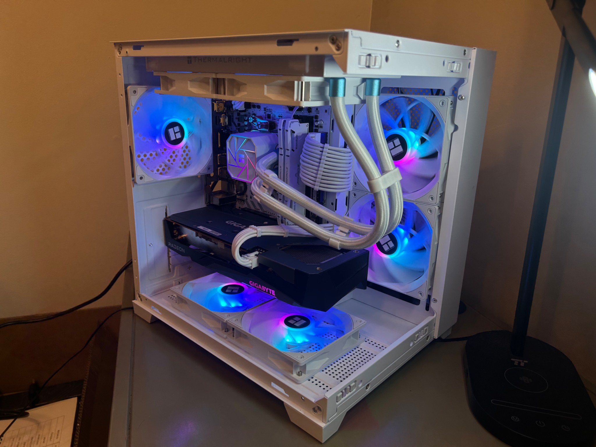 ❄️⚪️1440p Liquid-Cooled Gaming PC⚪️❄️