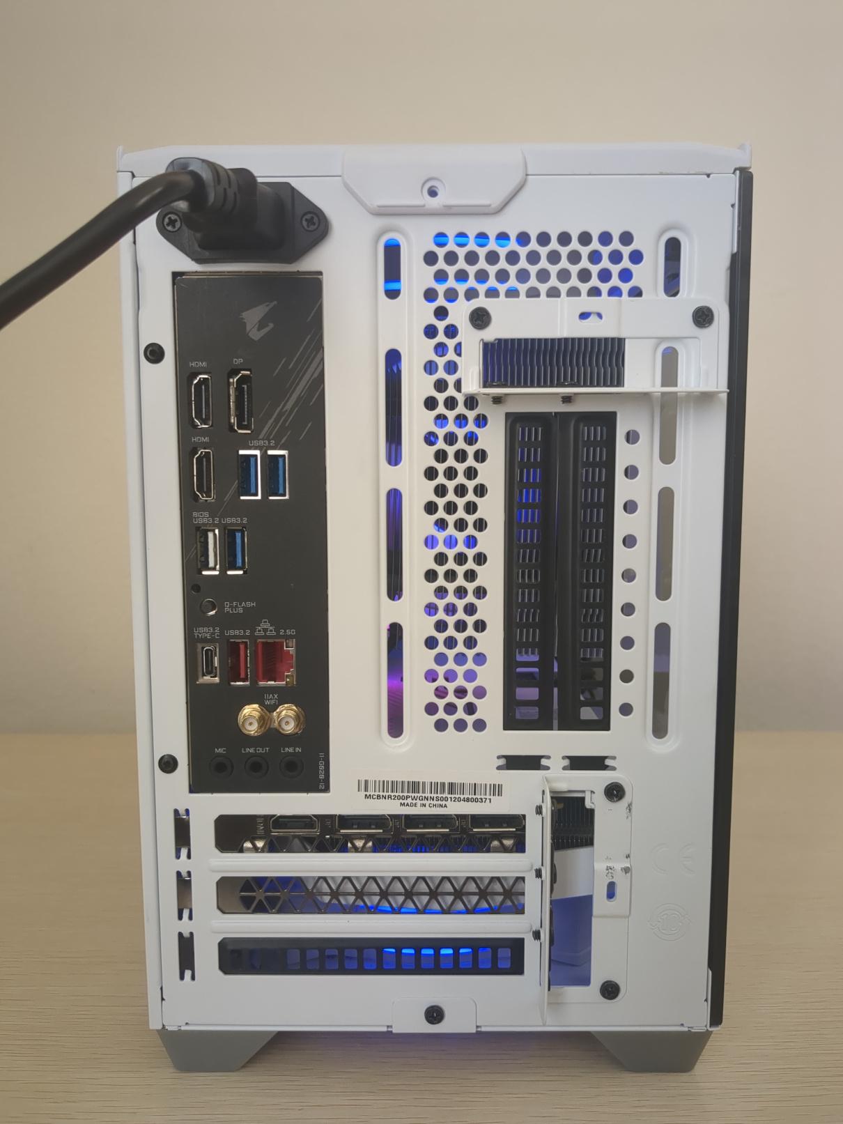 RTX 3070, Ryzen 5 5600 White Gaming PC (32GB RAM, 1TB SSD, Win11 Pro)