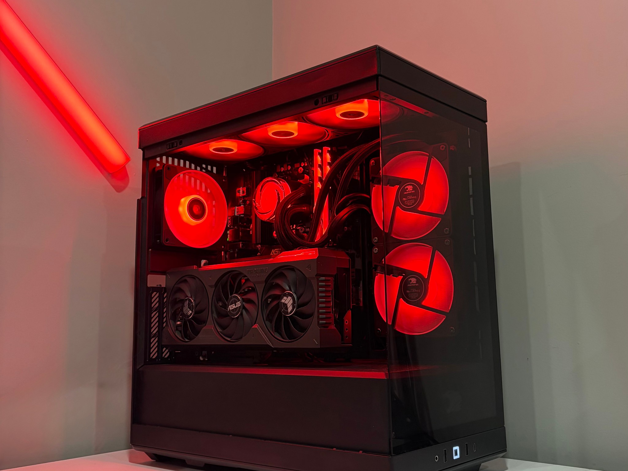 【ゲーミングPC】 Ryzen9/4070相当/96GB/2TB RTX 4070 Ti Super | Ryzen 7 9700x | 32GB DDR5 RAM | 2TB SSD