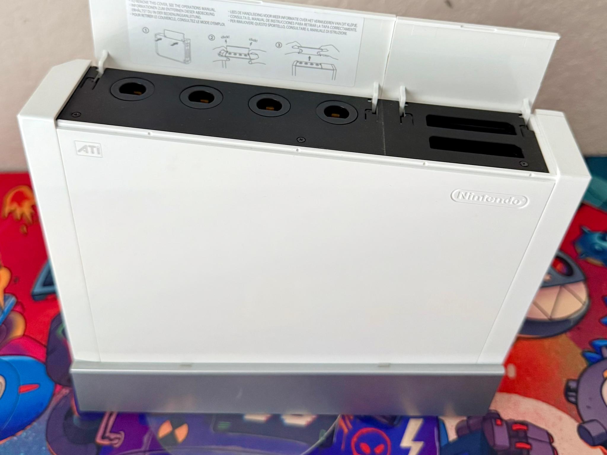 Nintendo Wii Gaming Console + Wii Sports | Controllers | 3 Games