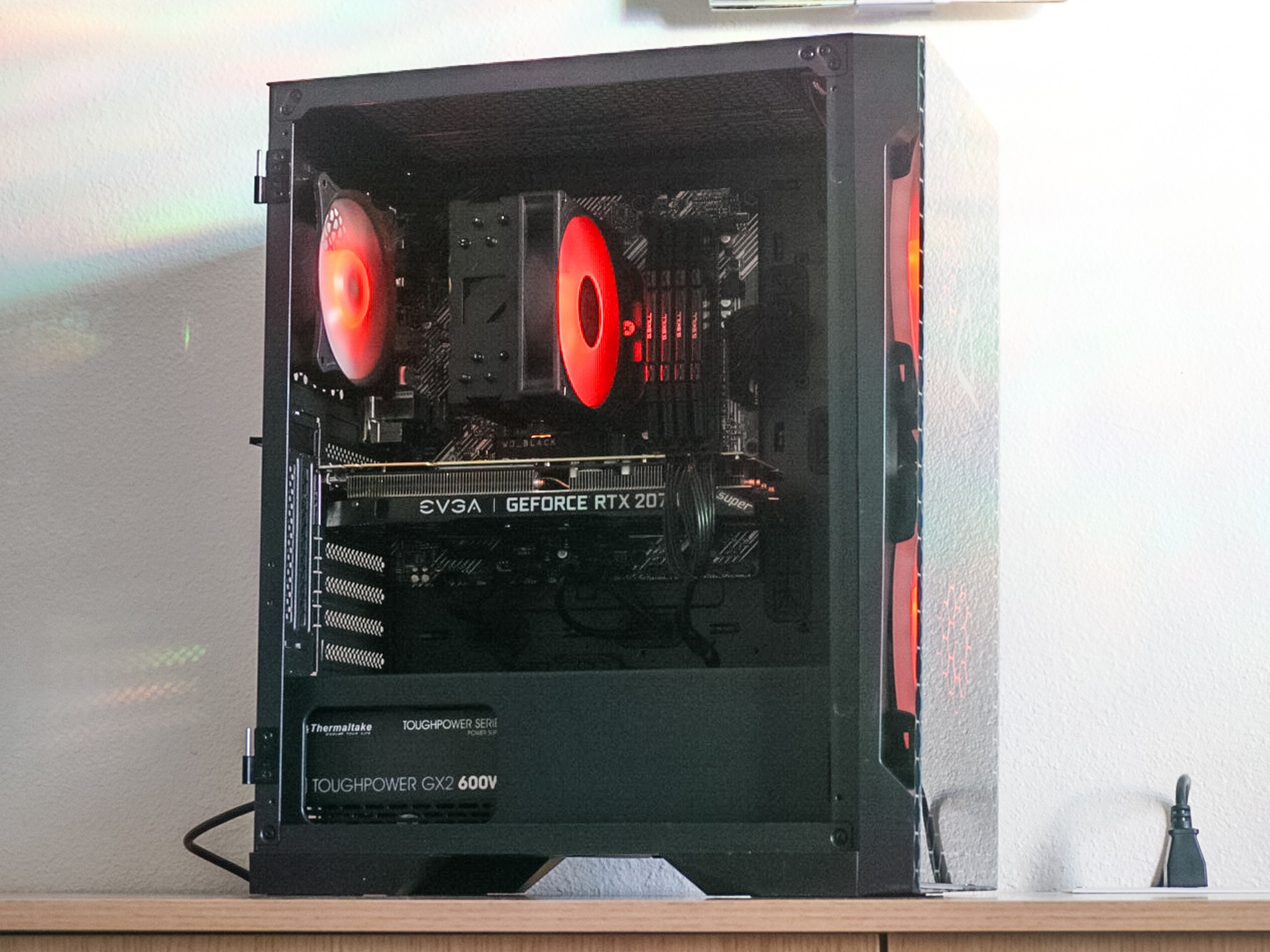 57X - Ryzen 5 3600X / RTX 2070 Super 8GB / 24GB RAM DDR4 / 1TB NVME SSD - Gaming PC