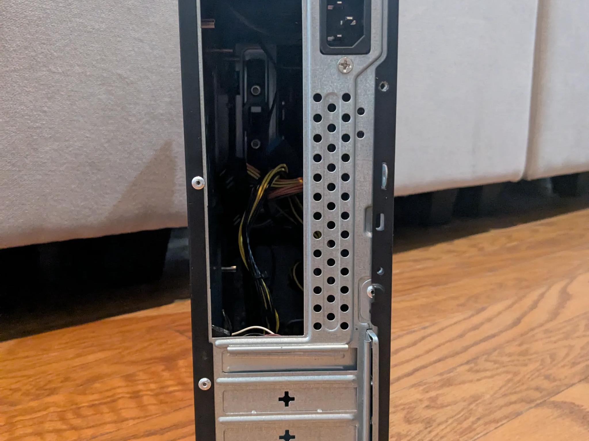 Small Form Factor mATX case - OEM Howard Branded + 200W SFX PSU