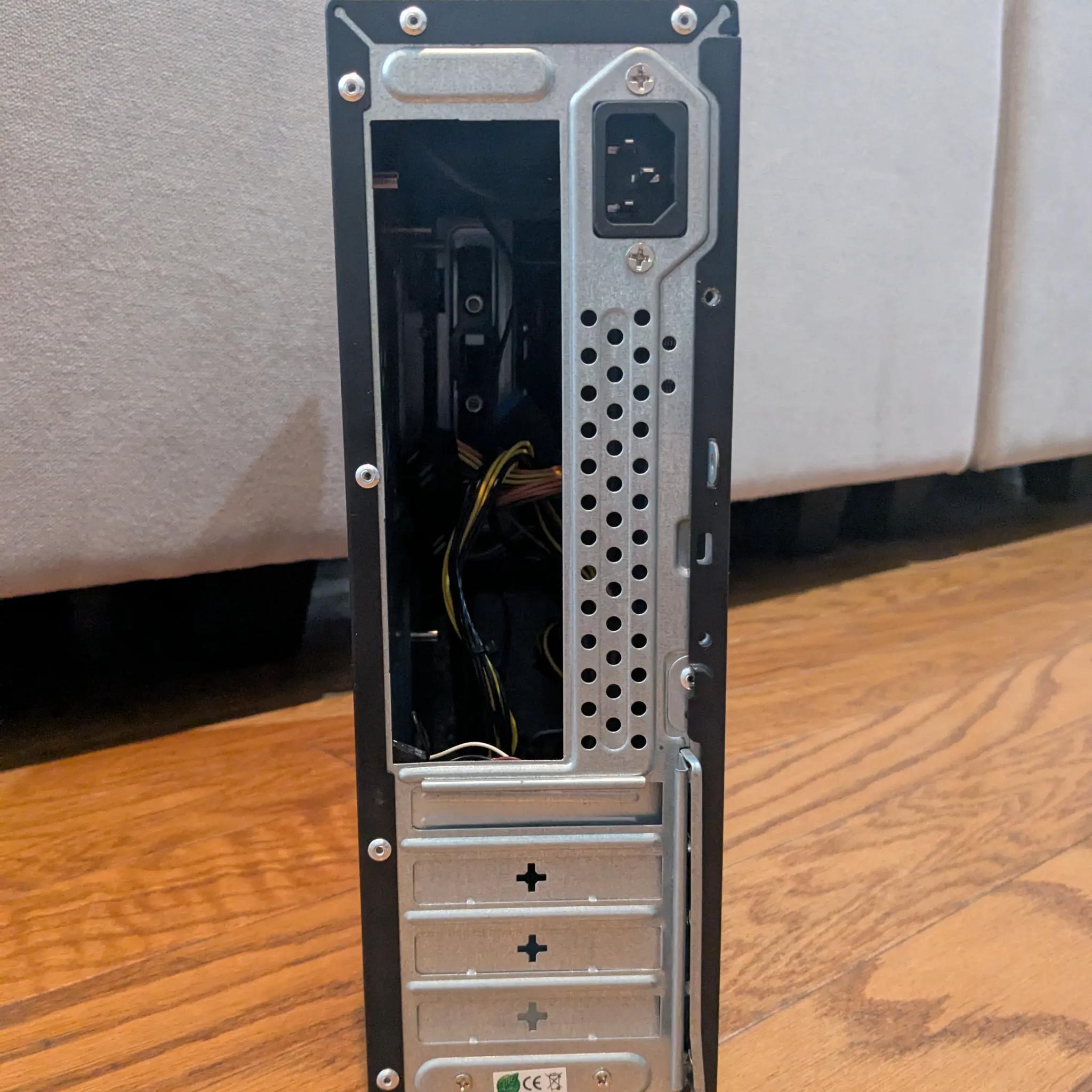Small Form Factor mATX case - OEM Howard Branded + 200W SFX PSU