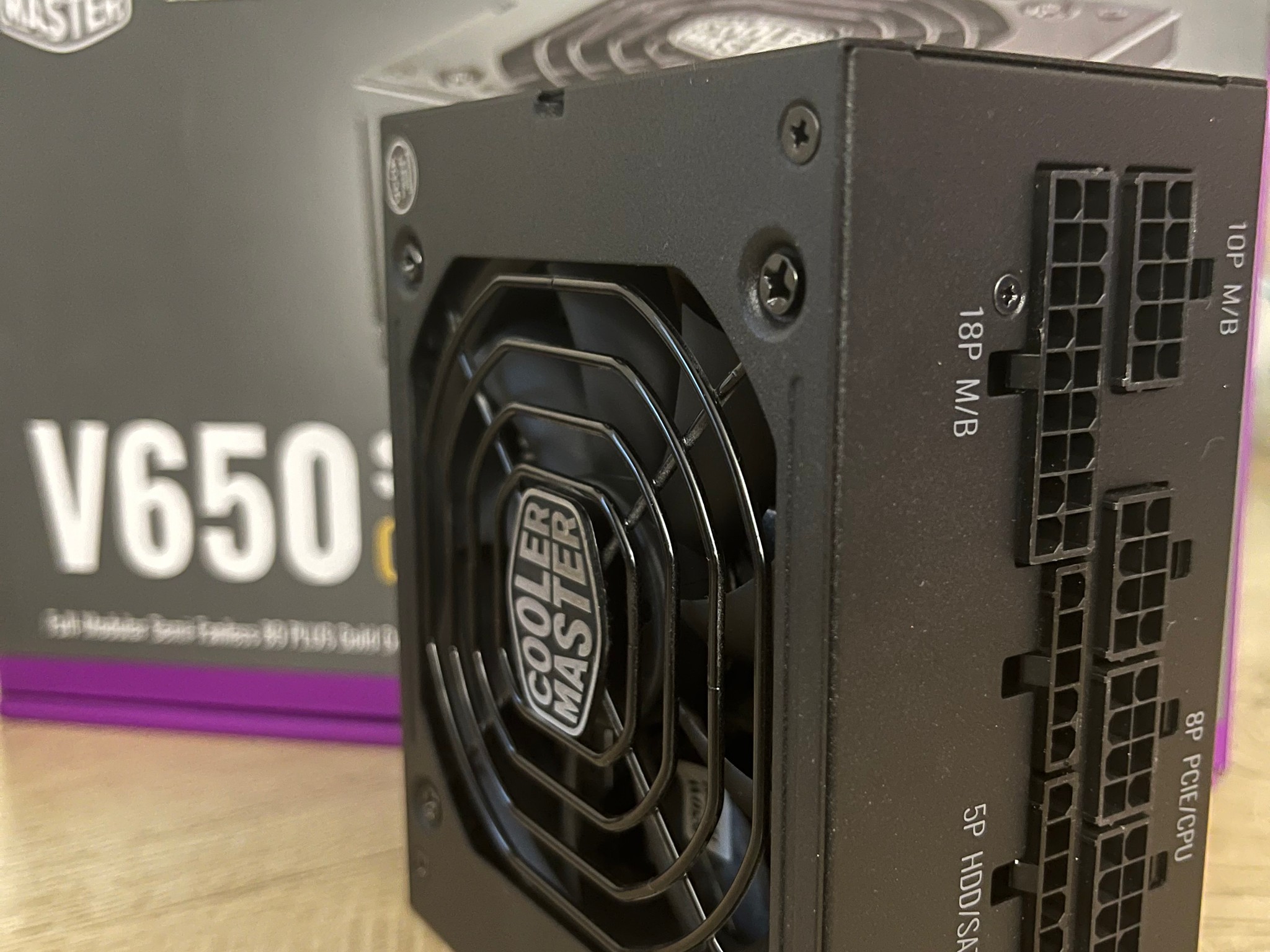 Lian Li Q58 (PCIE 4.0) ITX Case w/ +80 Gold 650w SFX PSU