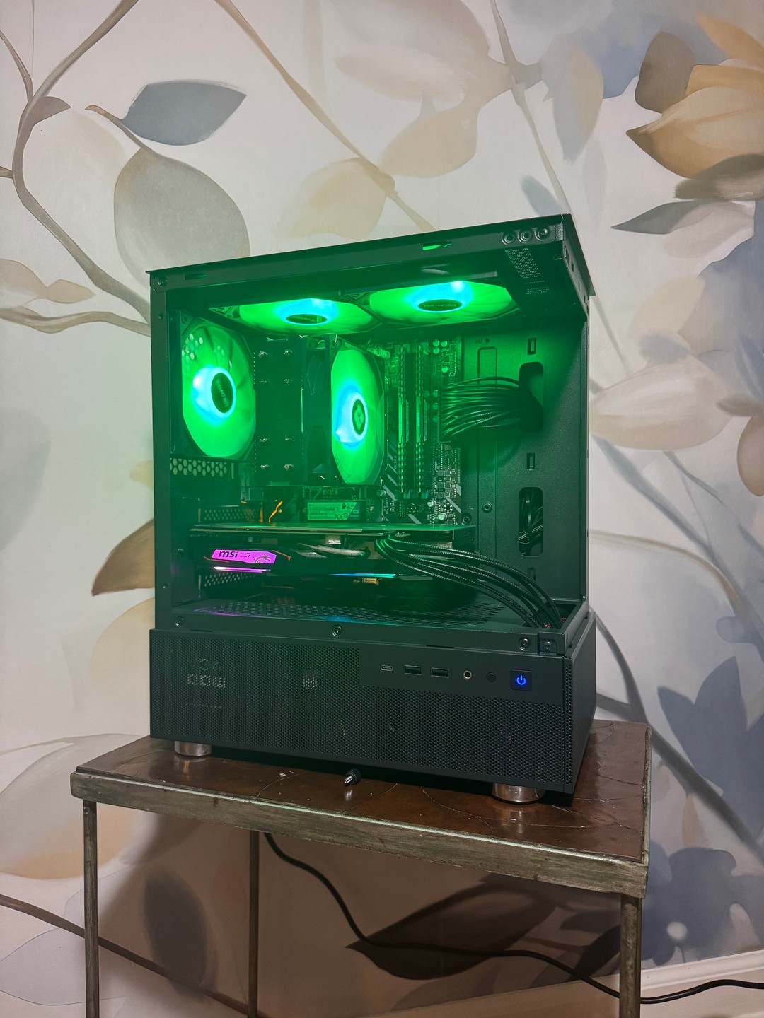 ハイエンドゲーミングPC Ryzen 5 2600/GTX1070/16GB 🌌 Aesthetic & Compact 1080p Gaming PC Ryzen 5 2600 | GTX 1660S