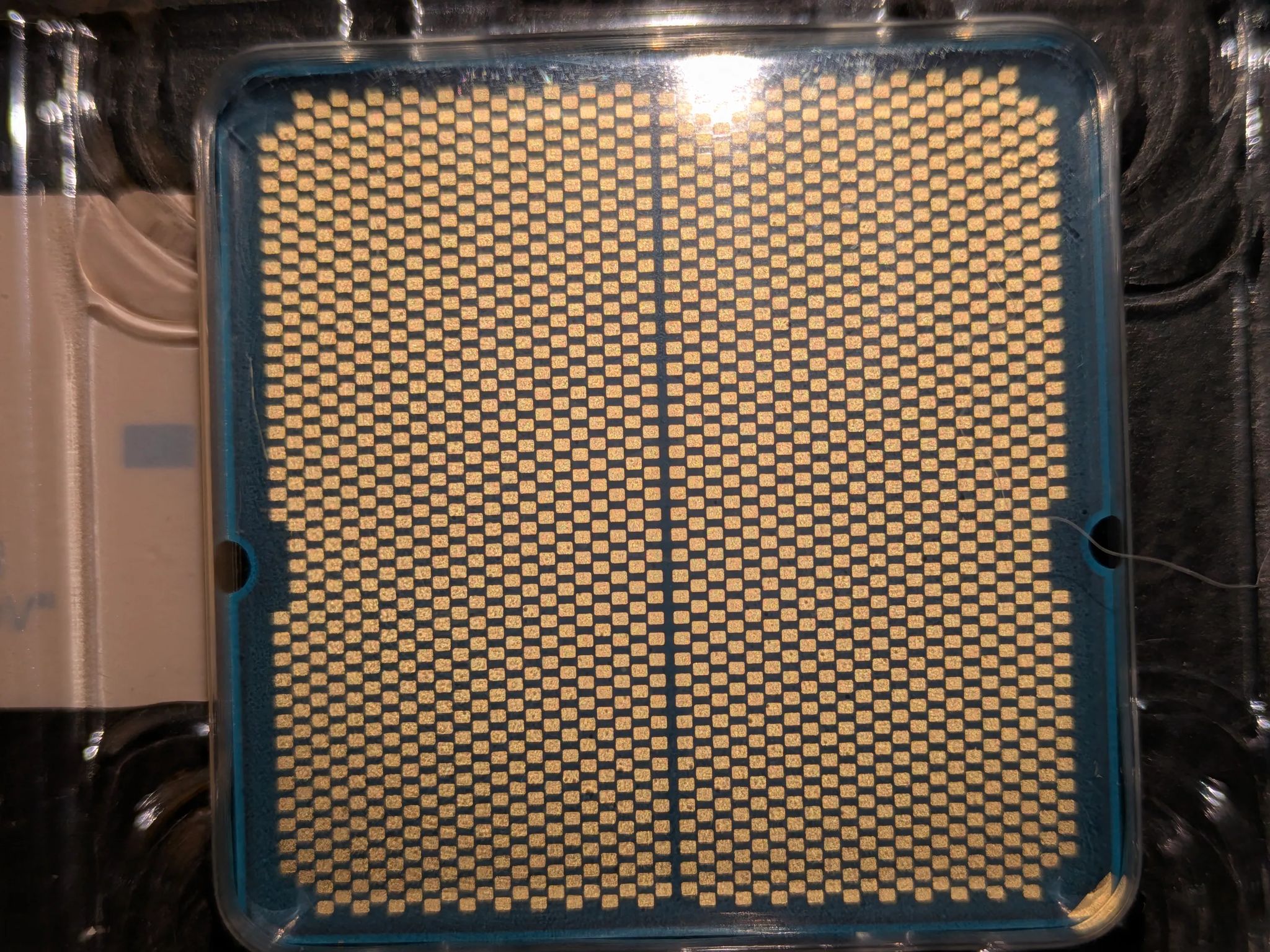 Ryzen 5 8400F 6 core 12 thread CPU