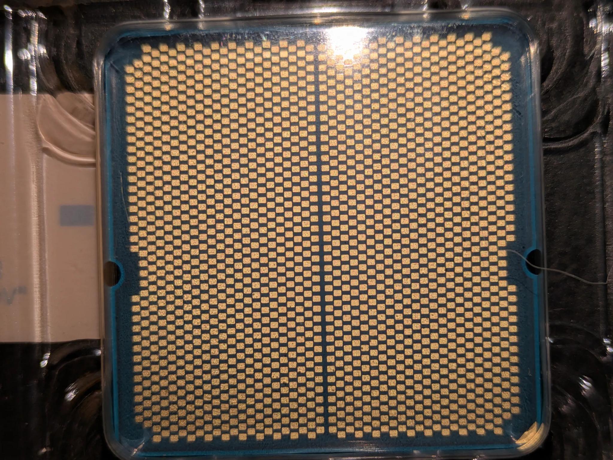 Ryzen 5 8400F 6 core 12 thread CPU