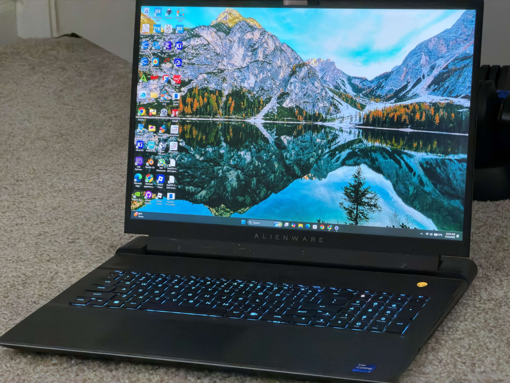 Alienware M18 R2 - 32GB DDR5 - Intel Core I9-14900HX - NVIDIA GeForce RTX 4090 16GB - 2TB SSD