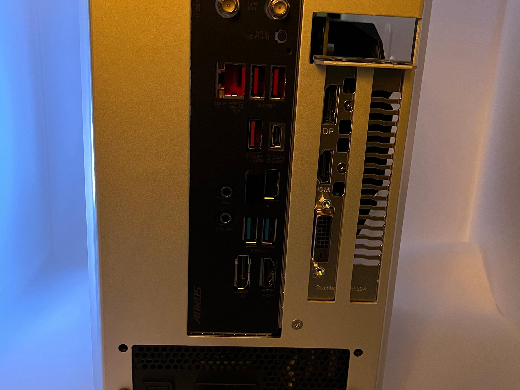 Mini ITX gaming desktop