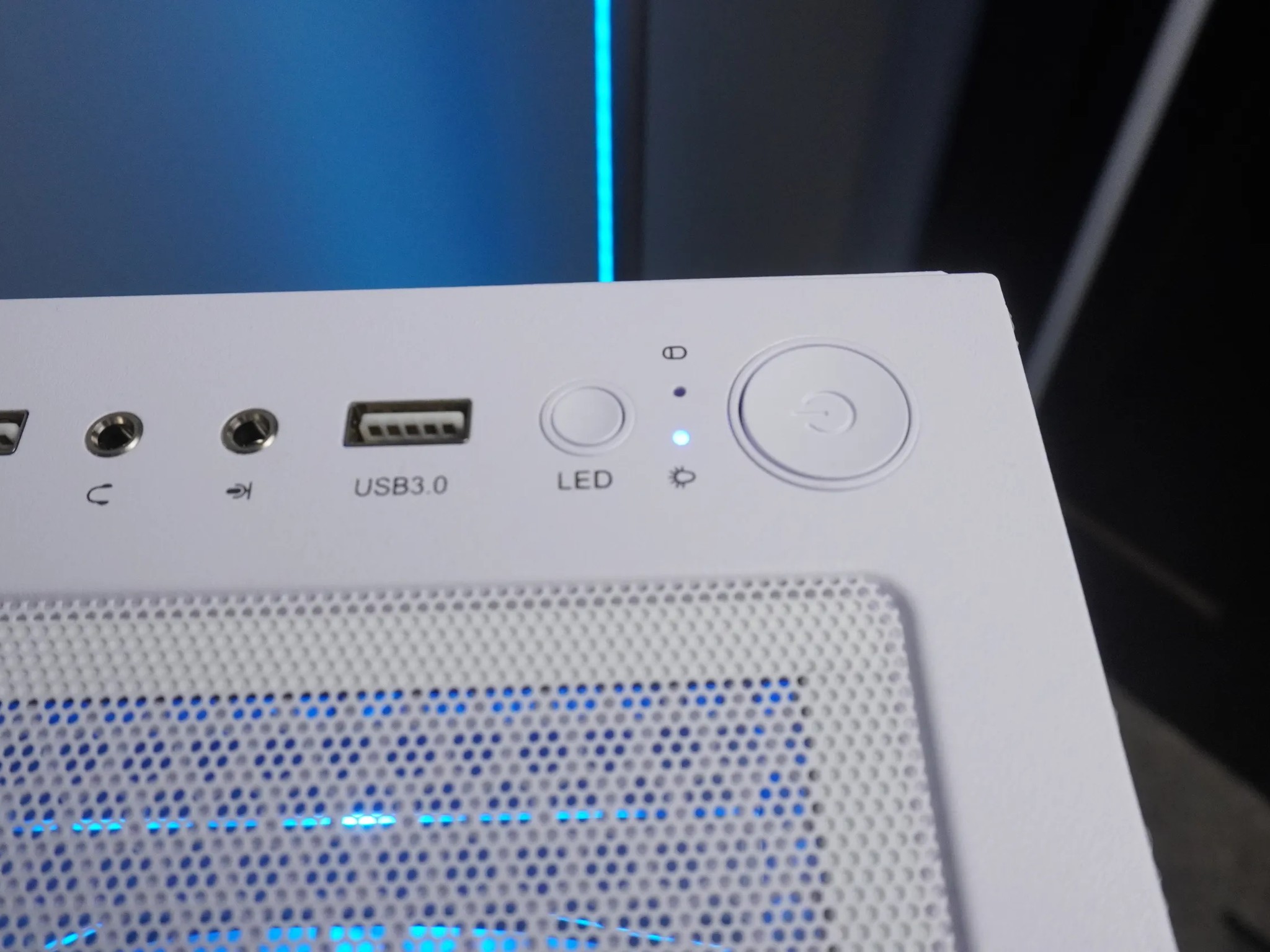 🤍AESTHETIC🤍 1440p/1080p PRICE to PERFORMANCE 💪🧡RX 5700XT 🧡Ryzen 5 5600 | 1TB NVME | 32GB | WIFI