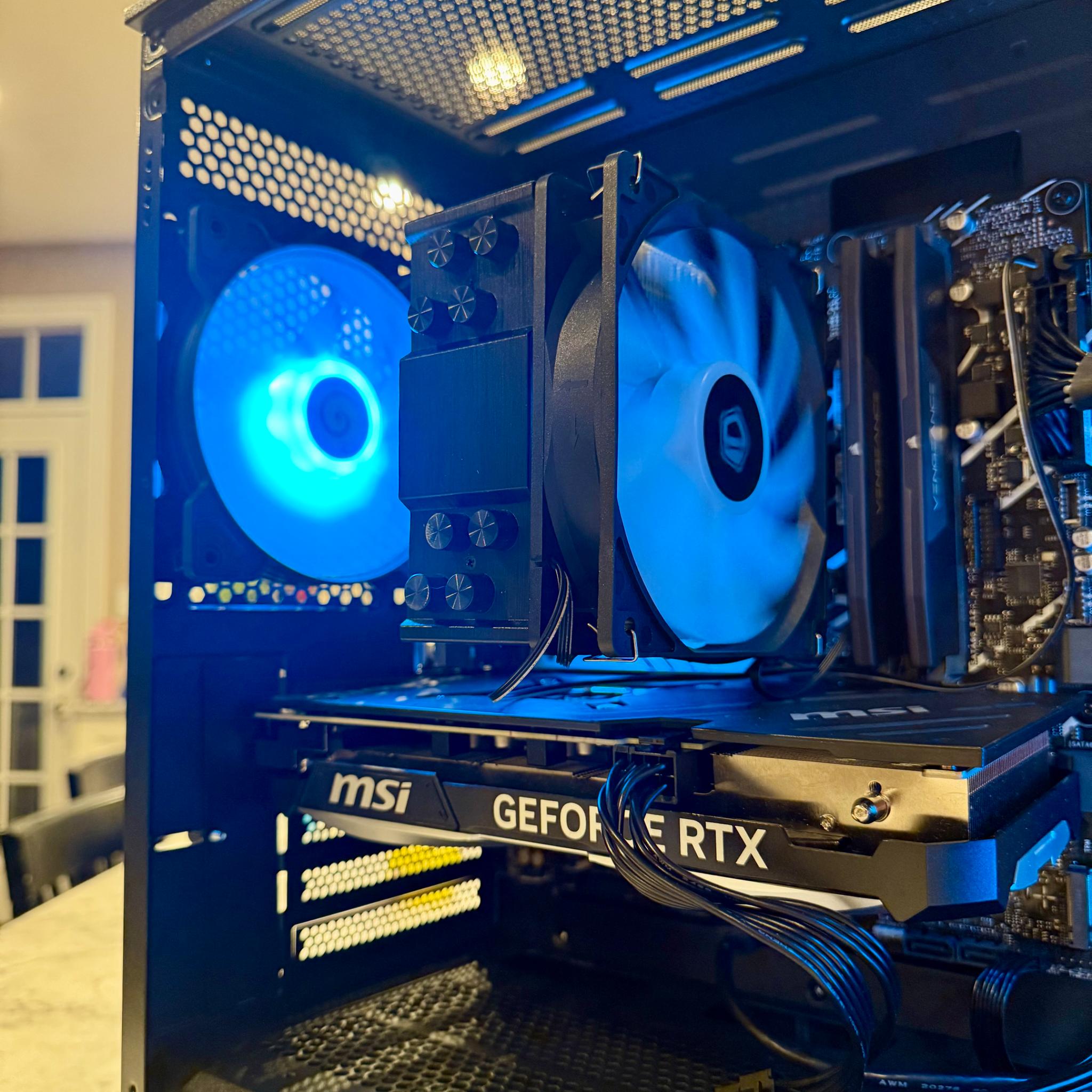 "Shadow" | 4070, i5 12600KF, 32GB DDR5 RAM, 1TB SSD