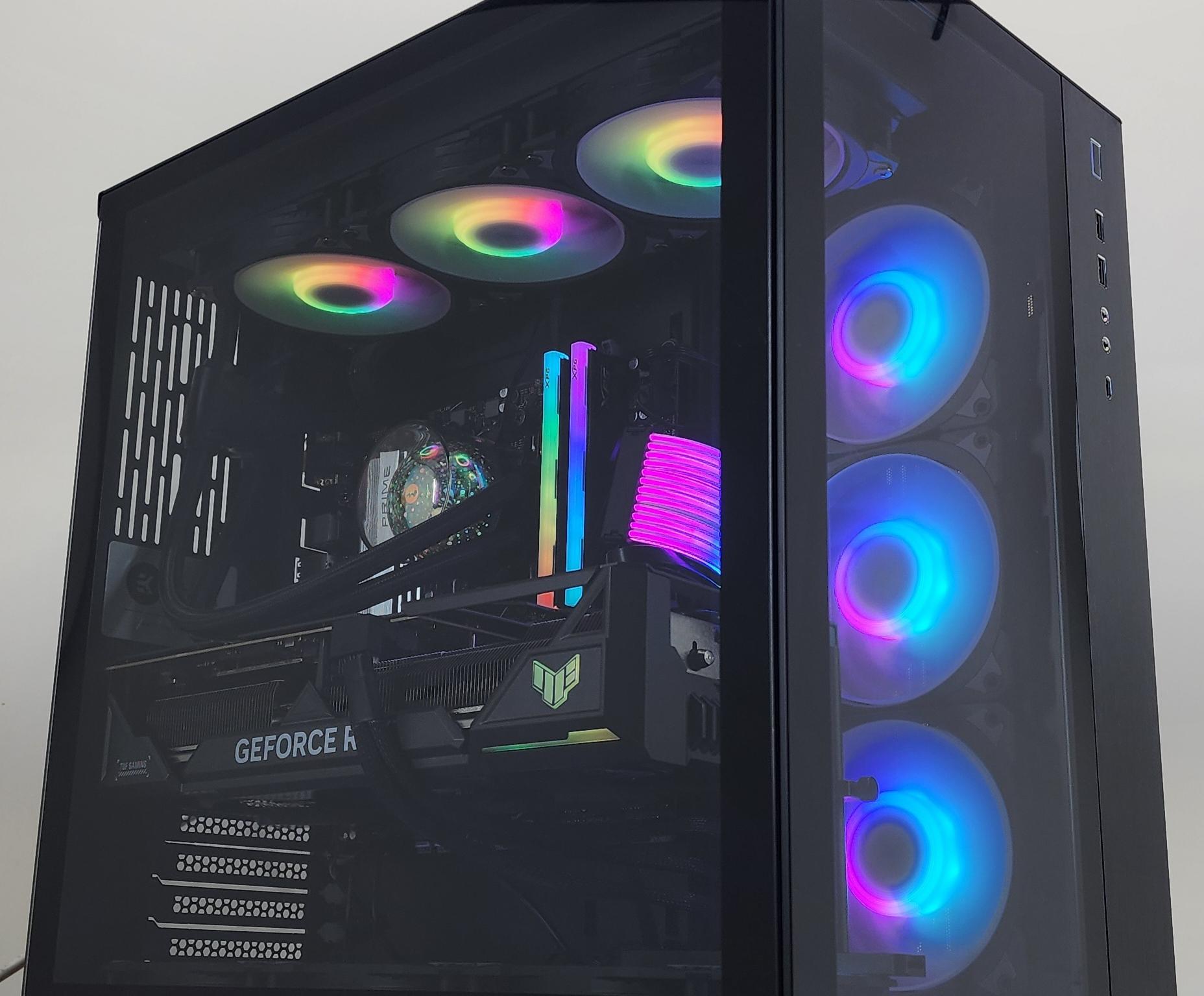 Gaming PC Ryzen 7 7800X3D 32GB RAM 2TB SSD RTX 4080 16GB Windows 11 Computer