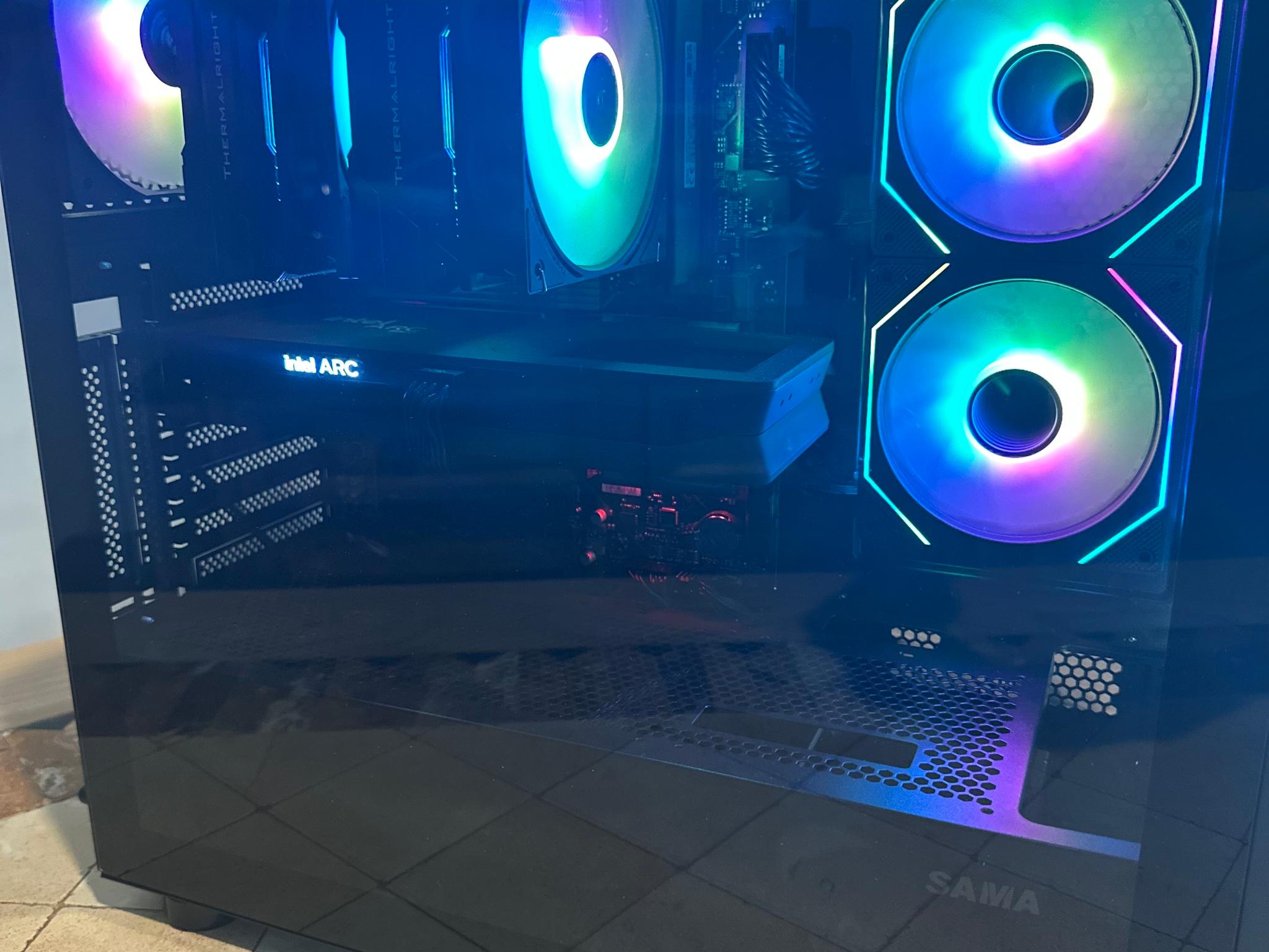 Intel Core Ultra 7 265K / Intel ARC B580 12GB Special Edition - Mid-Tower Gaming PC