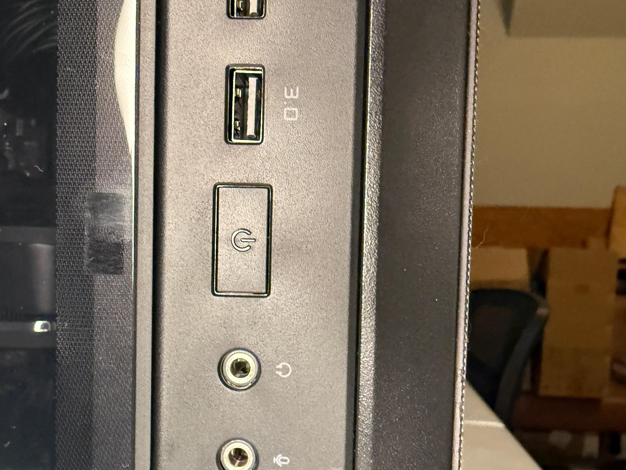 Gaming PC: Ryzen 5 3600XT, Intel ARC A750 8GB, 16GB RAM, 500GB SSD NVME