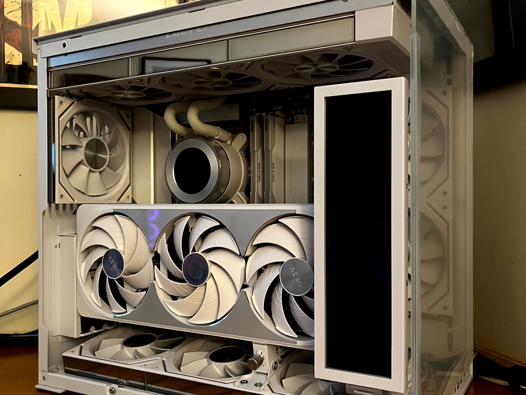 Isbjørn - RTX 5070 Ti OC | Ryzen 7 9800x3d | 2TB NVME | 32GB @6400 MT/sec | 1000W Gold PSU