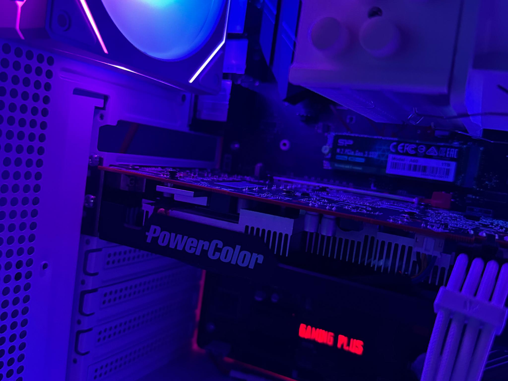 Custom Build Gaming PC. AMD Ryzen 7 3700x. 5500XT 8gb Graphics Card. 16 gb Ram.