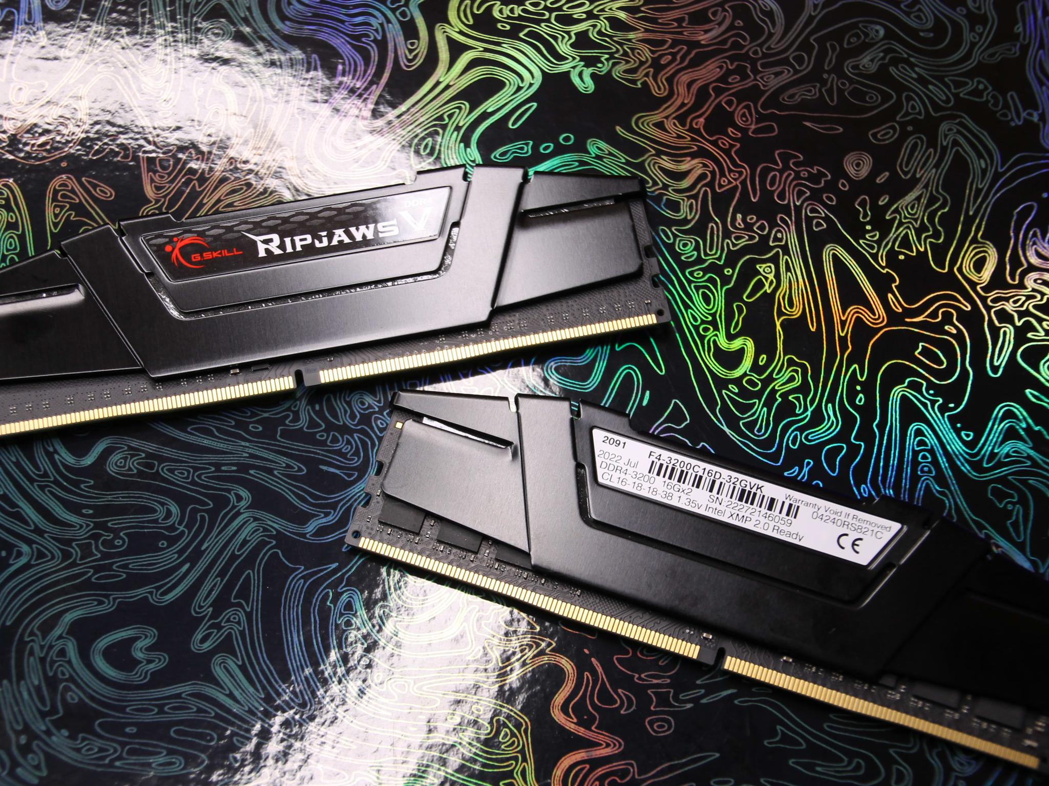 G.Skill Ripjaws V 32GB (2x16GB) DDR4-3200 CL16 Memory