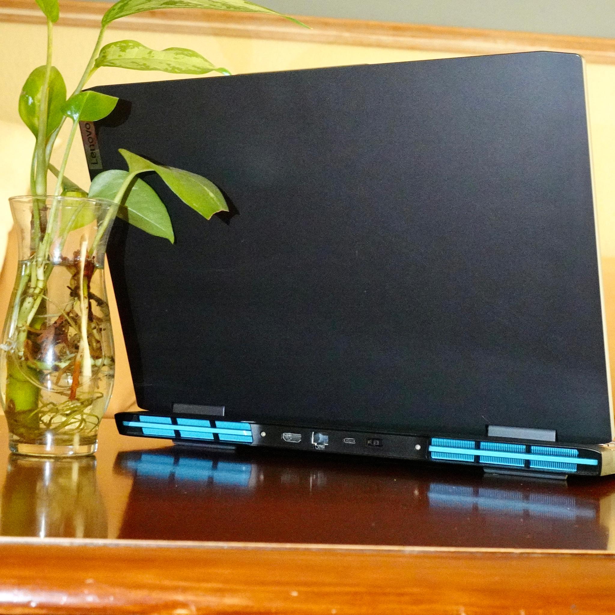 Lenovo Gaming Laptop | Ryzen 5 6600H | RTX 3050 | 16GB DDR5 | 1.5TB Nvme