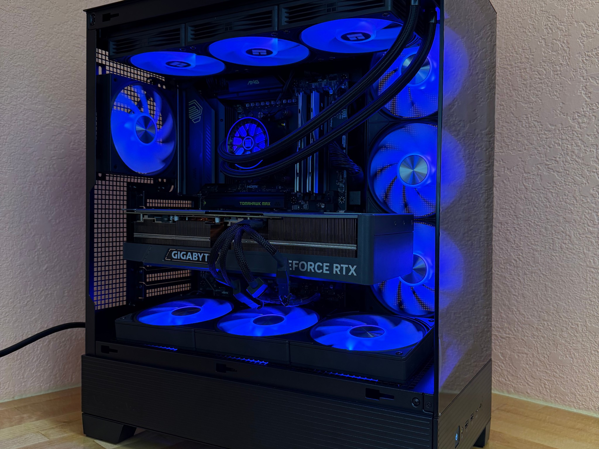 Ryzen 7 9800X3D + RTX 4080 Gaming PC | 32GB DDR5 | B850 | KryoSheet Cooled