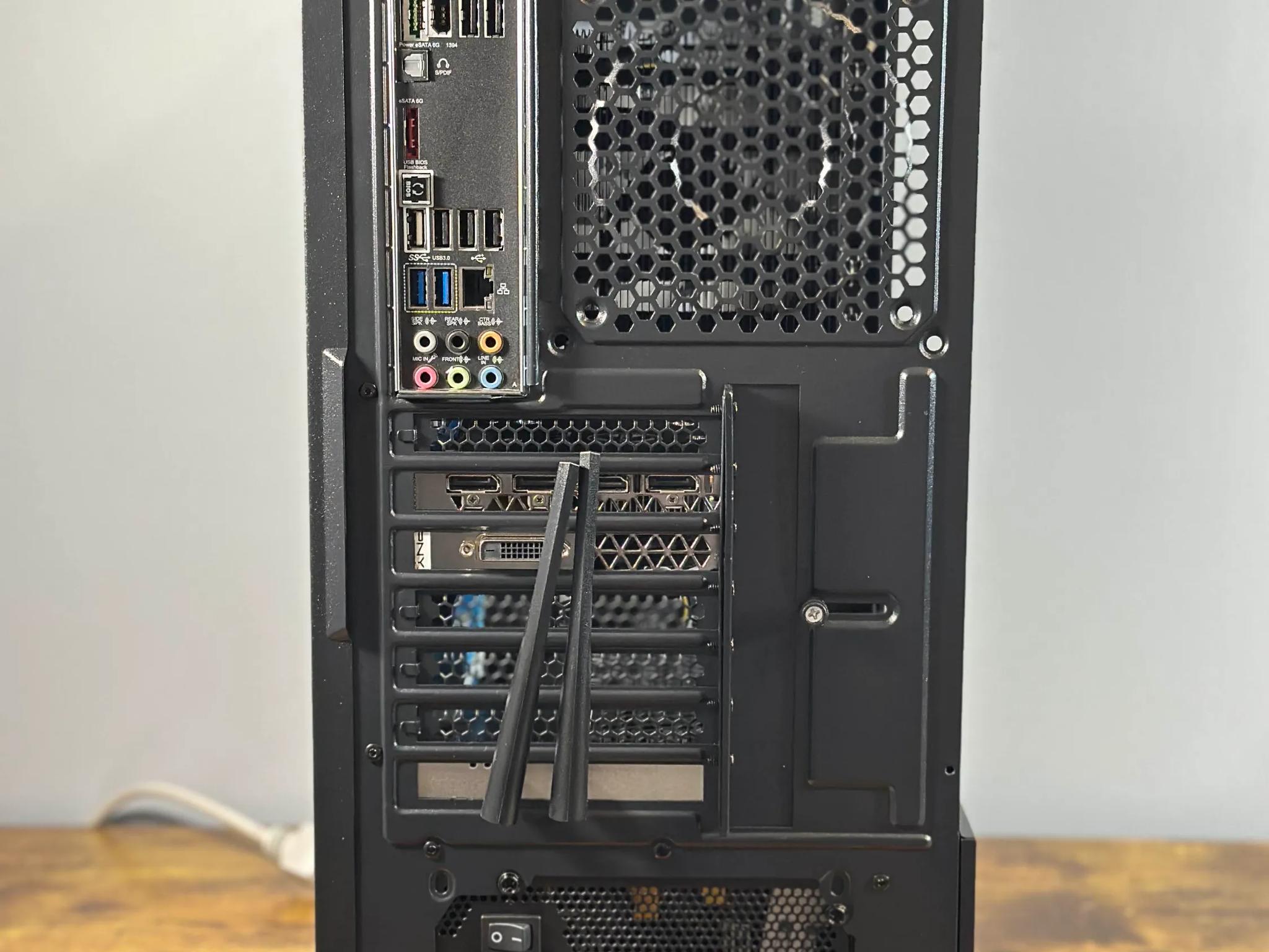 GTX 1060 6GB | Intel i7 3930K | 16GB DDR3 | 512GB SSD | Windows 10 | WIFI + BT | Custom Gaming PC