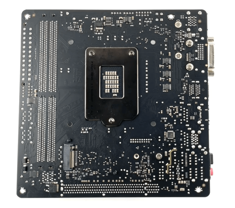 Gigabyte GA-Z270N-WIFI Mini-ITX Motherboard Bundle Intel I7 7700k CPU, DDR4 ram (2x8 GB), I/O SHIELD