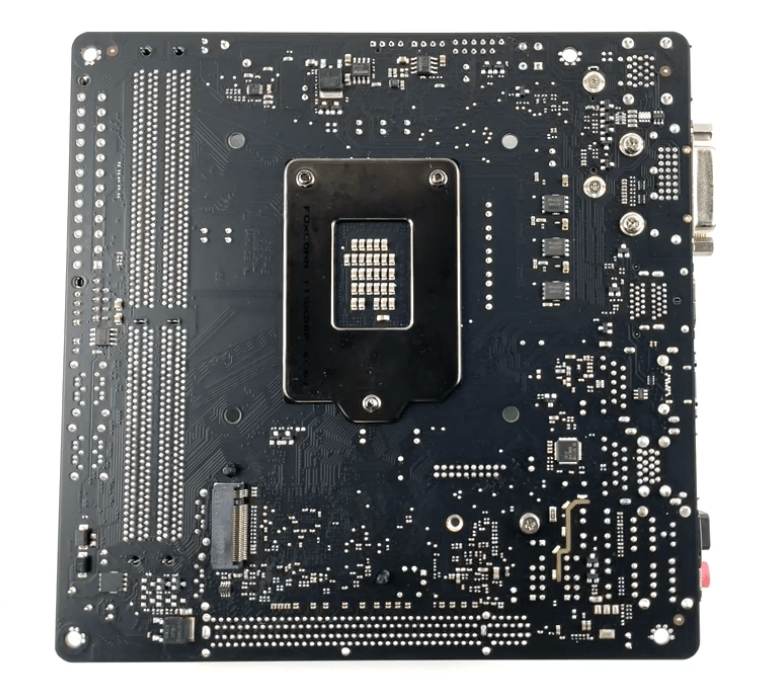 Gigabyte GA-Z270N-WIFI Mini-ITX Motherboard Bundle Intel I7 7700k CPU, DDR4 ram (2x8 GB), I/O SHIELD