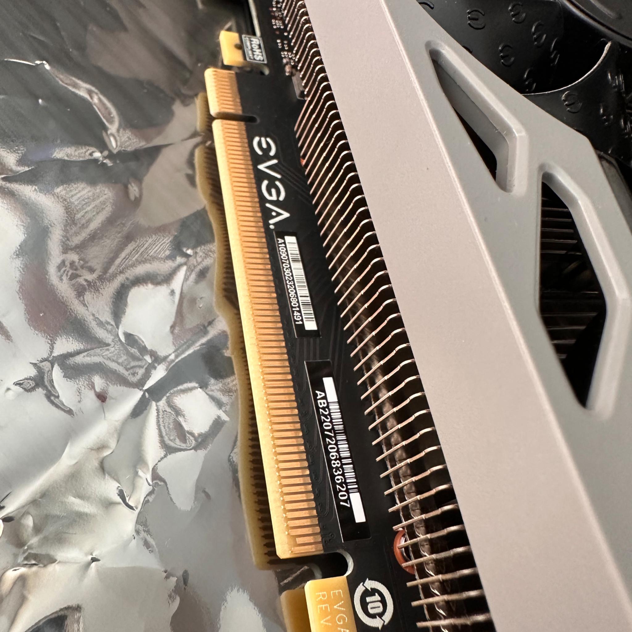 Asus TUF B560M-PLUS wifi / Intel i5-11400 / 16GB (2x8GB) DDR4-3200 Corsair CL16 / EVGA RTX 2060 KO