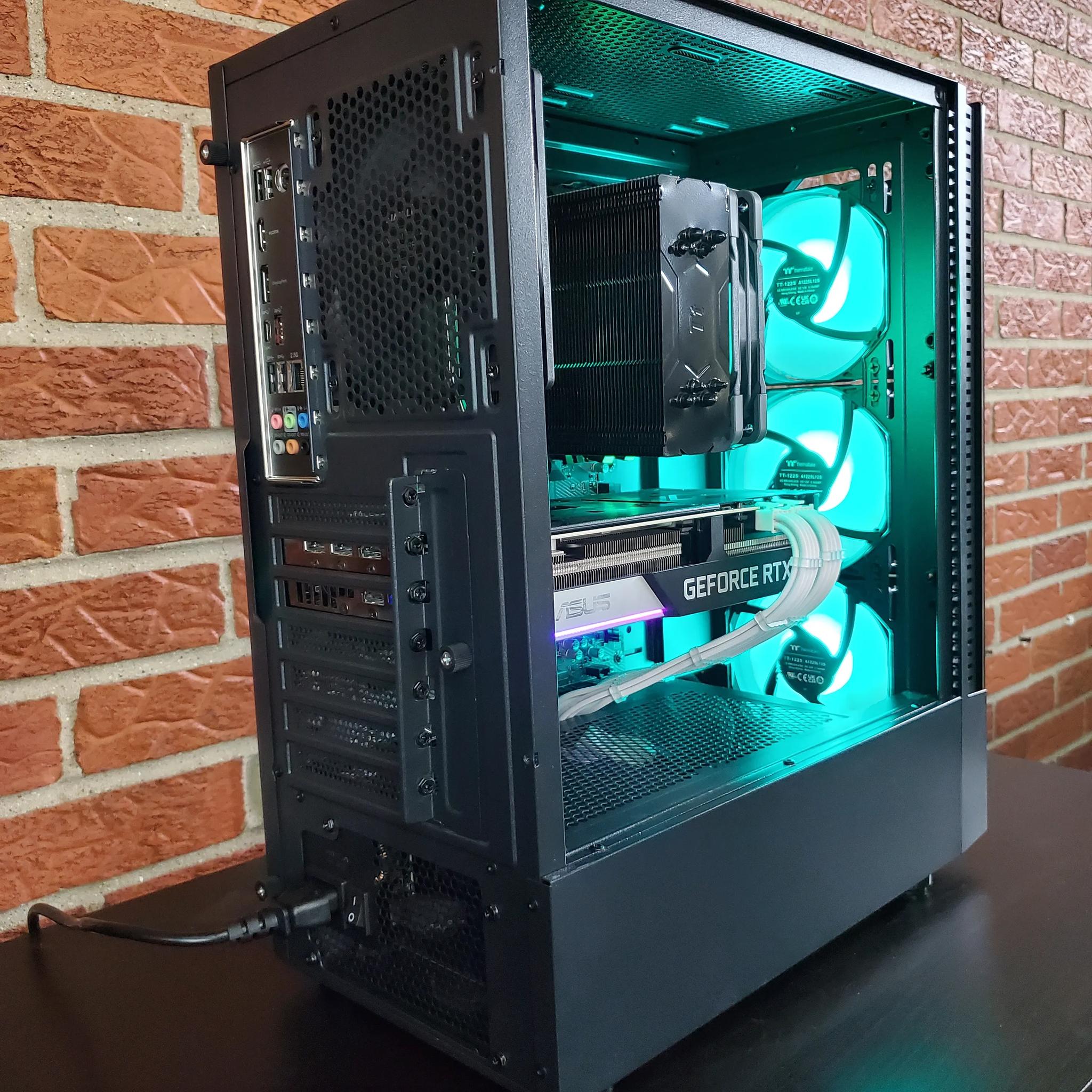 GAMING PC - RTX 3070 - 10600K - 1TB SSD