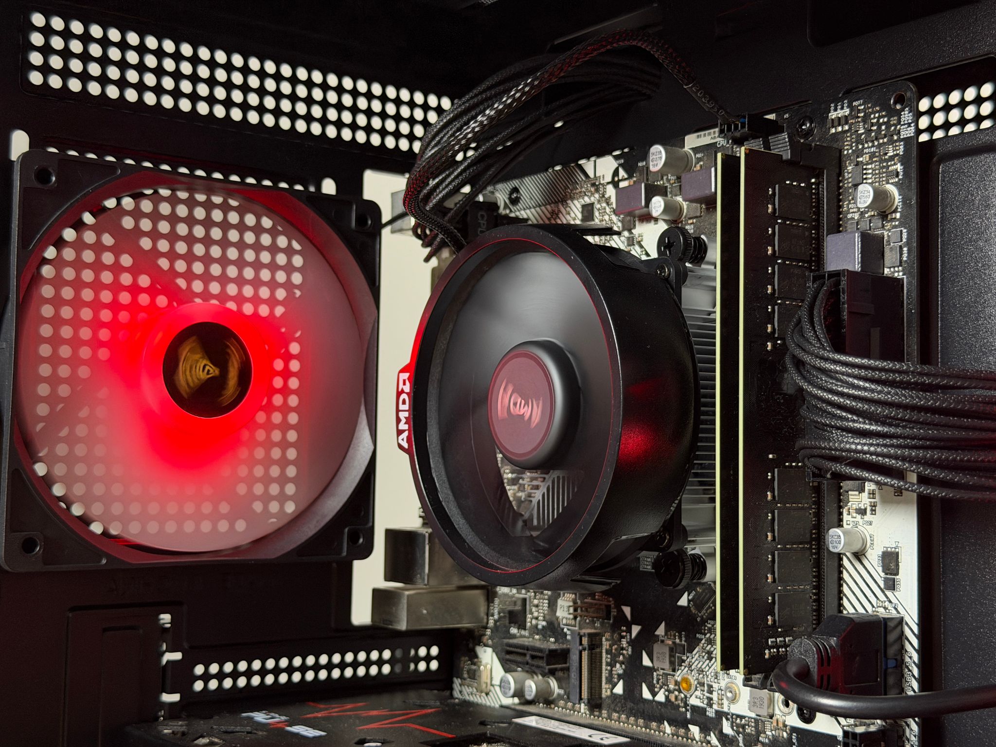 ♠️🎮Budget Gaming PC♠️🎮 – RX 6500XT, Ryzen 3 3100, 16GB Ram, 1.240TB Storage - WiFi + BlueTooth