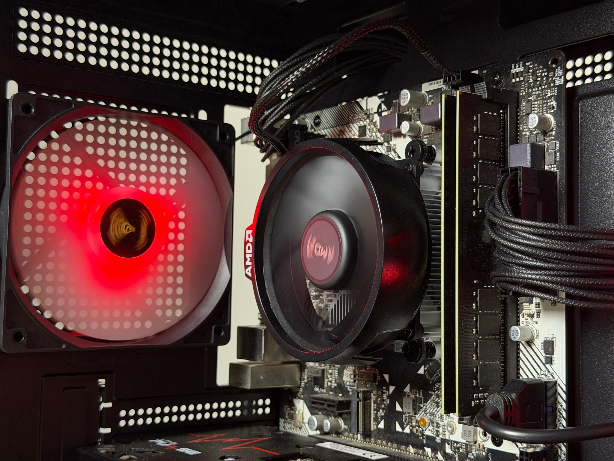 ♠️🎮Budget Gaming PC♠️🎮 – RX 6500XT, Ryzen 3 3100, 16GB Ram, 1.240TB Storage - WiFi + BlueTooth