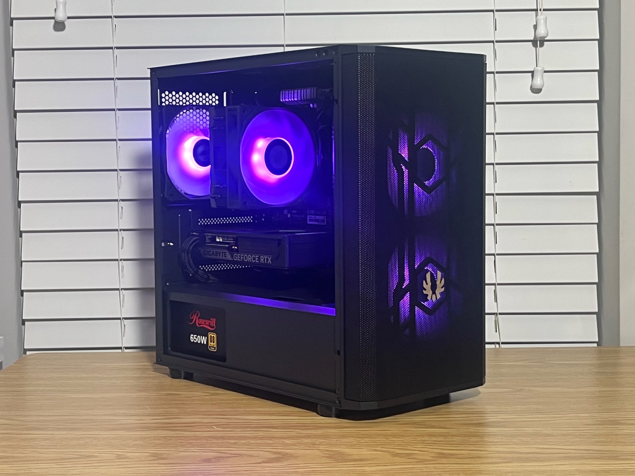 🖤💚Ryzen 5 5600 | RTX 5060 | 32GB DDR4 | 1TB SSD | Gaming PC💚🖤