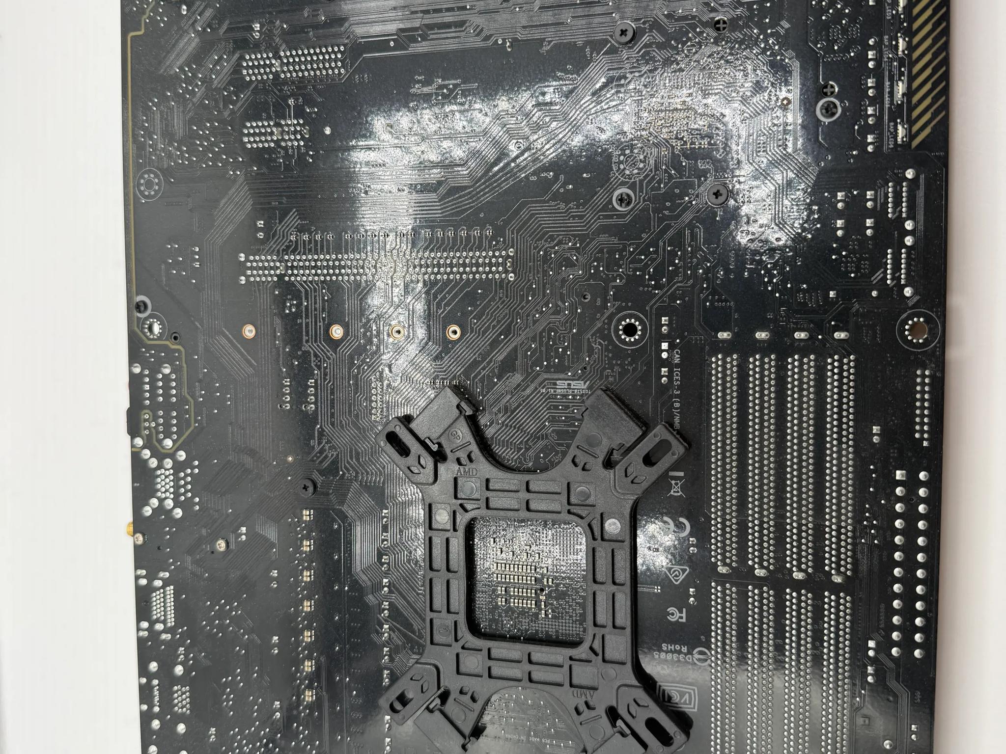 ASUS AM4 TUF Gaming x570-Plus (Wi-Fi)  PCIe 4.0, Dual M.2